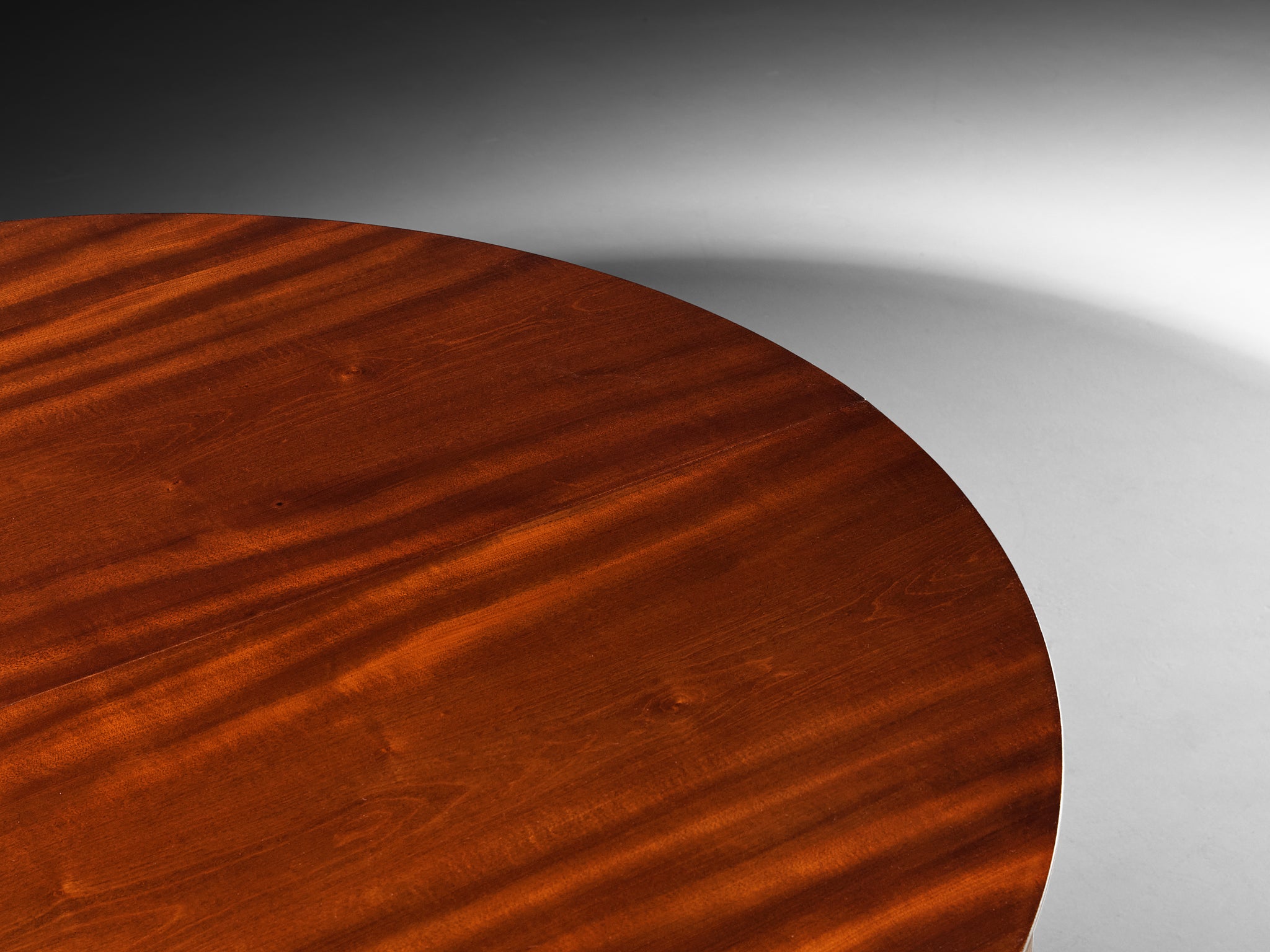 Rare Jens Houmøller Klemmensen for Peder Pedersen Round Dining Table in Mahogany Tables Morentz