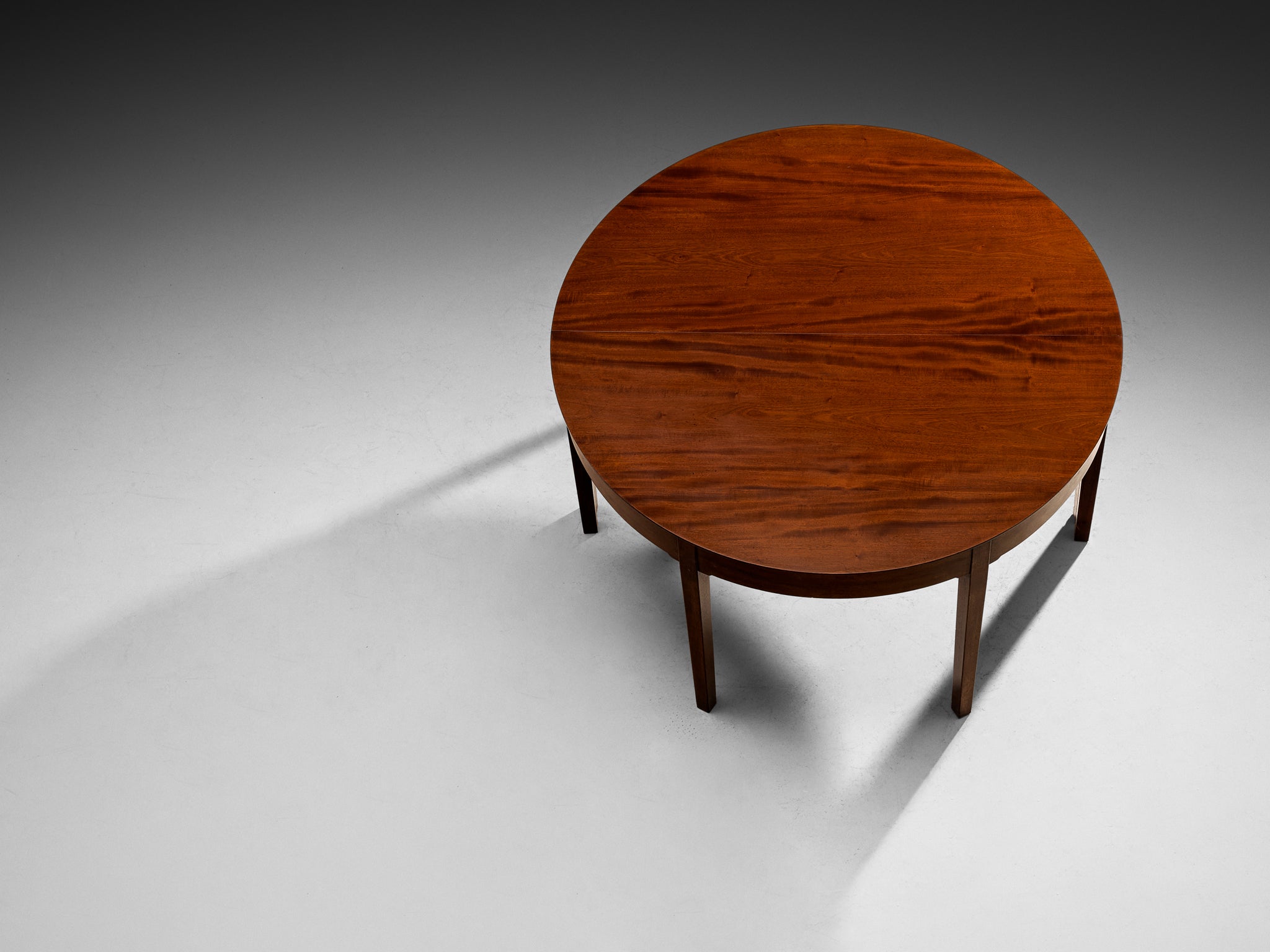 Rare Jens Houmøller Klemmensen for Peder Pedersen Round Dining Table in Mahogany Tables Morentz