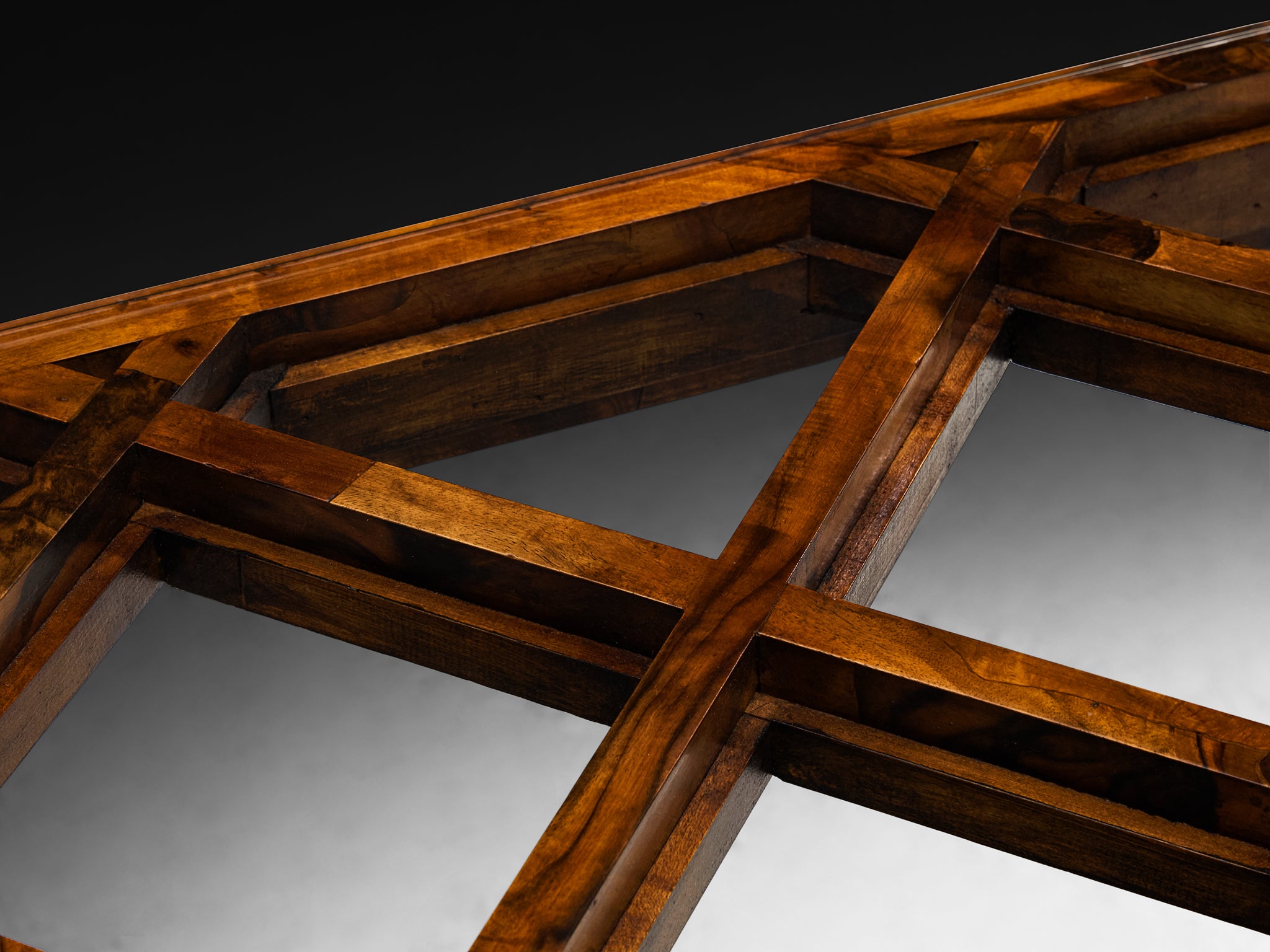 Italian 1930s Art Deco Dining or Center Table with Lattice Top in Walnut Burl Tables Morentz