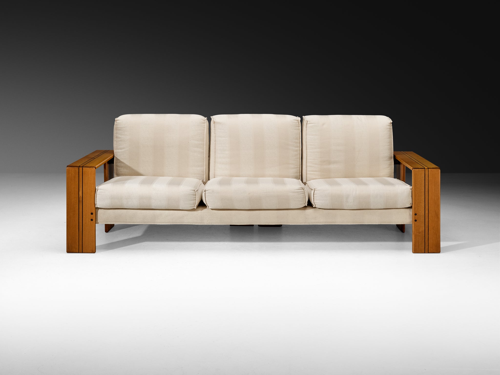 Afra & Tobia Scarpa for Maxalto Pair of 'Artona' Sofas in Walnut Seating Morentz