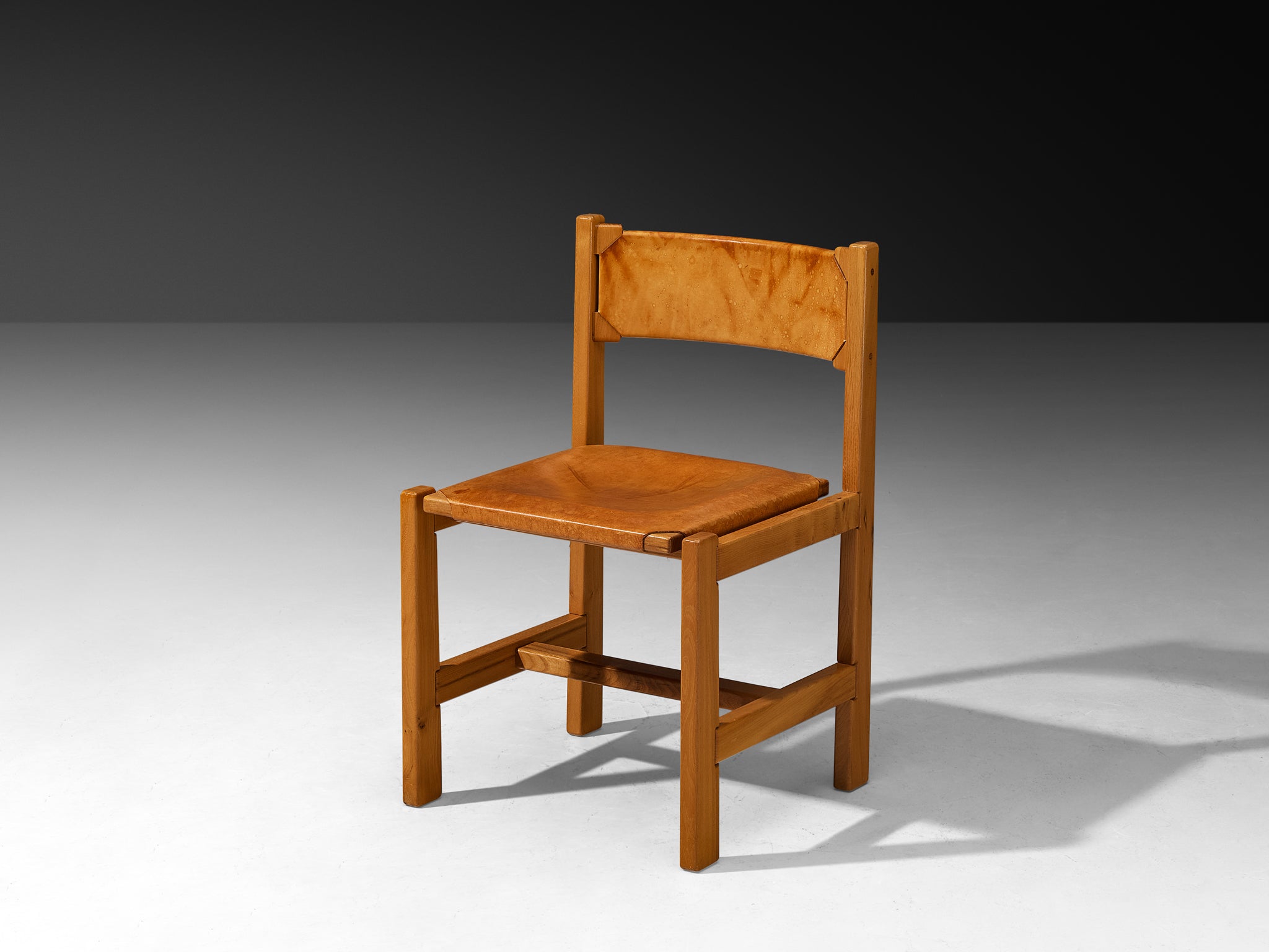 Maison Regain Set of Eight Dining Chairs in Solid Elm, Patinated Cognac Leather Seating Morentz