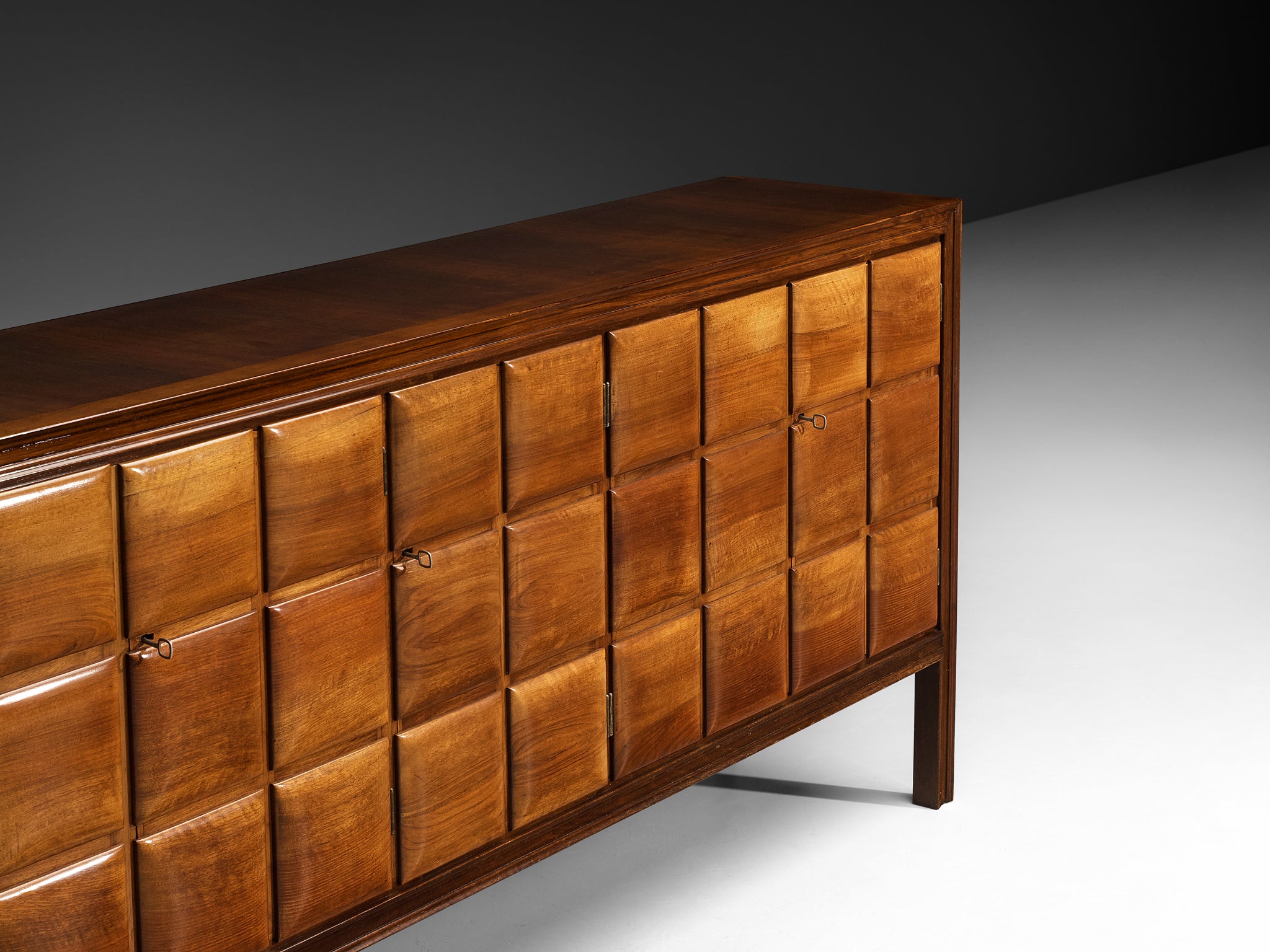 Rare Nikolaj Diulgheroff Italian Mid-Century Modern Sideboard in Walnut Case pieces and storage cabinets Morentz