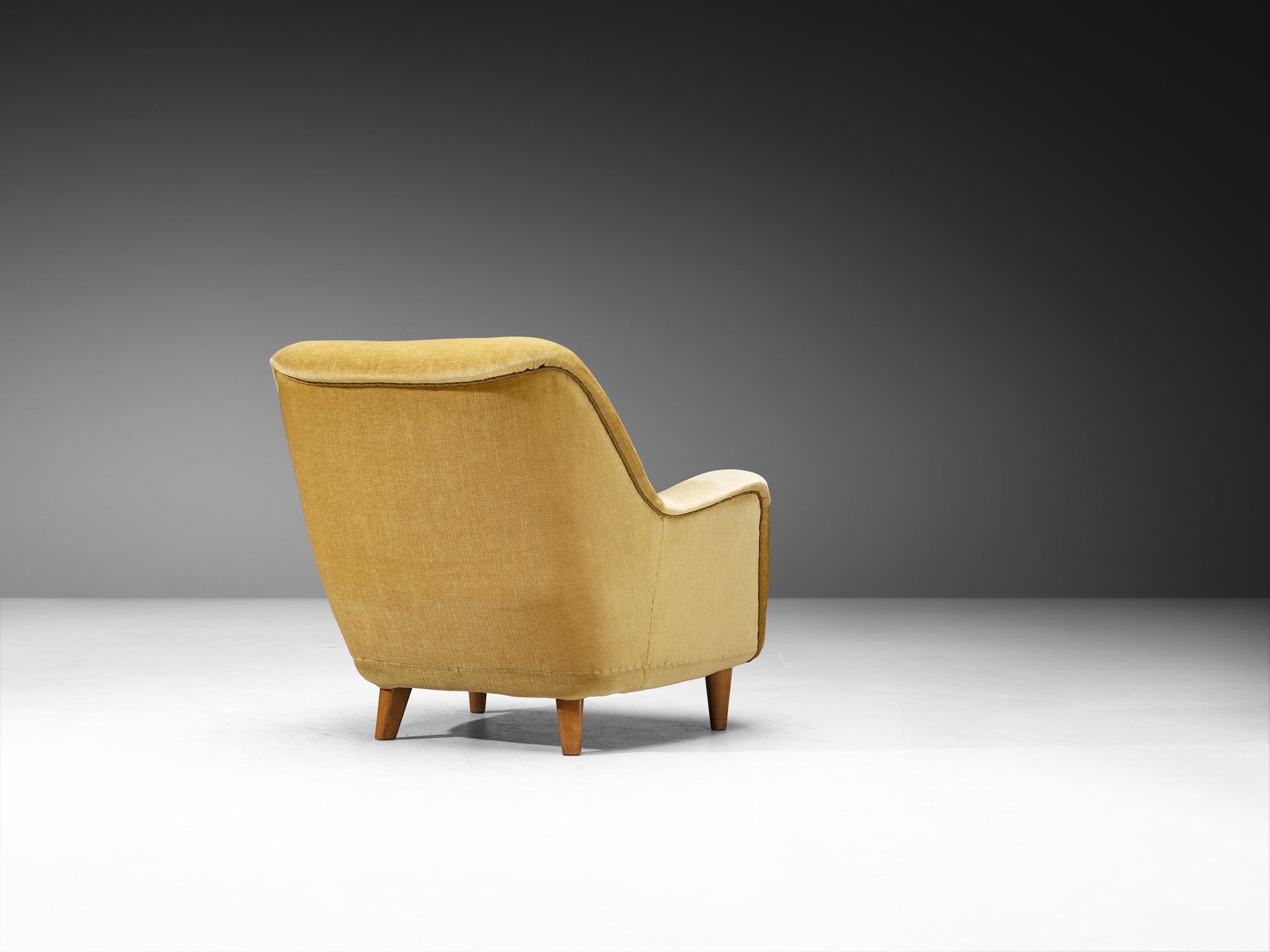 Pair of Mid-Century Modern Lounge Chairs in Velvet Seating Morentz