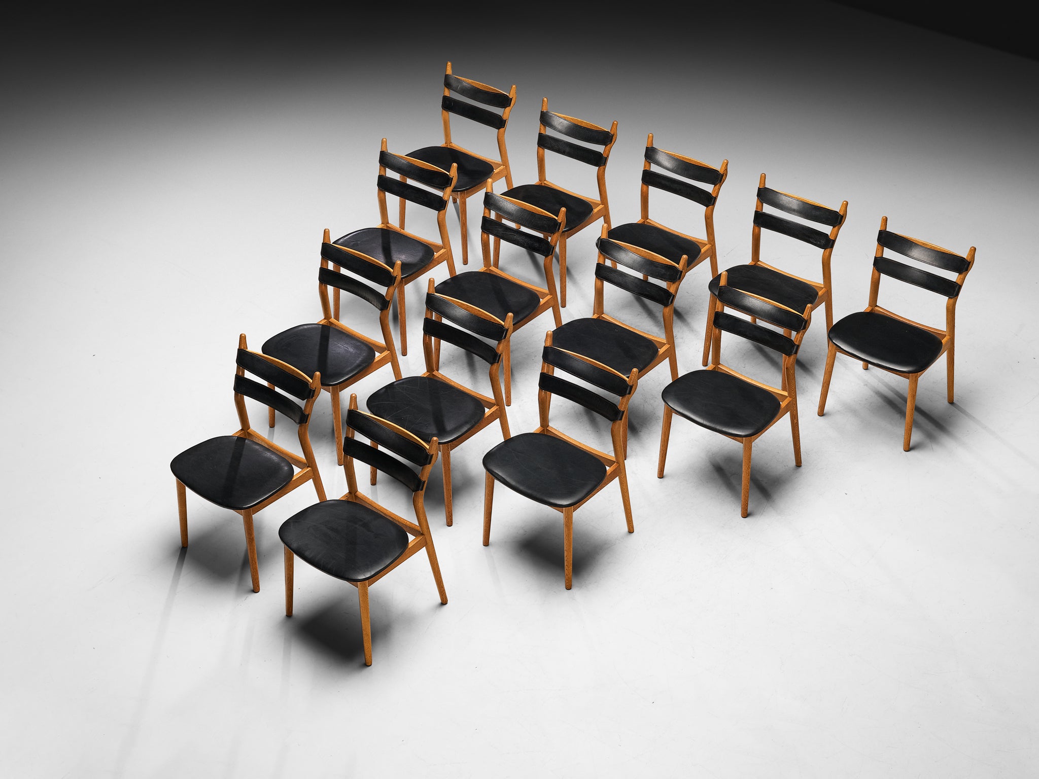 Helge Sibast for Sibast Rare Set of Fourteen Dining Chairs in Oak and Leather Seating Morentz