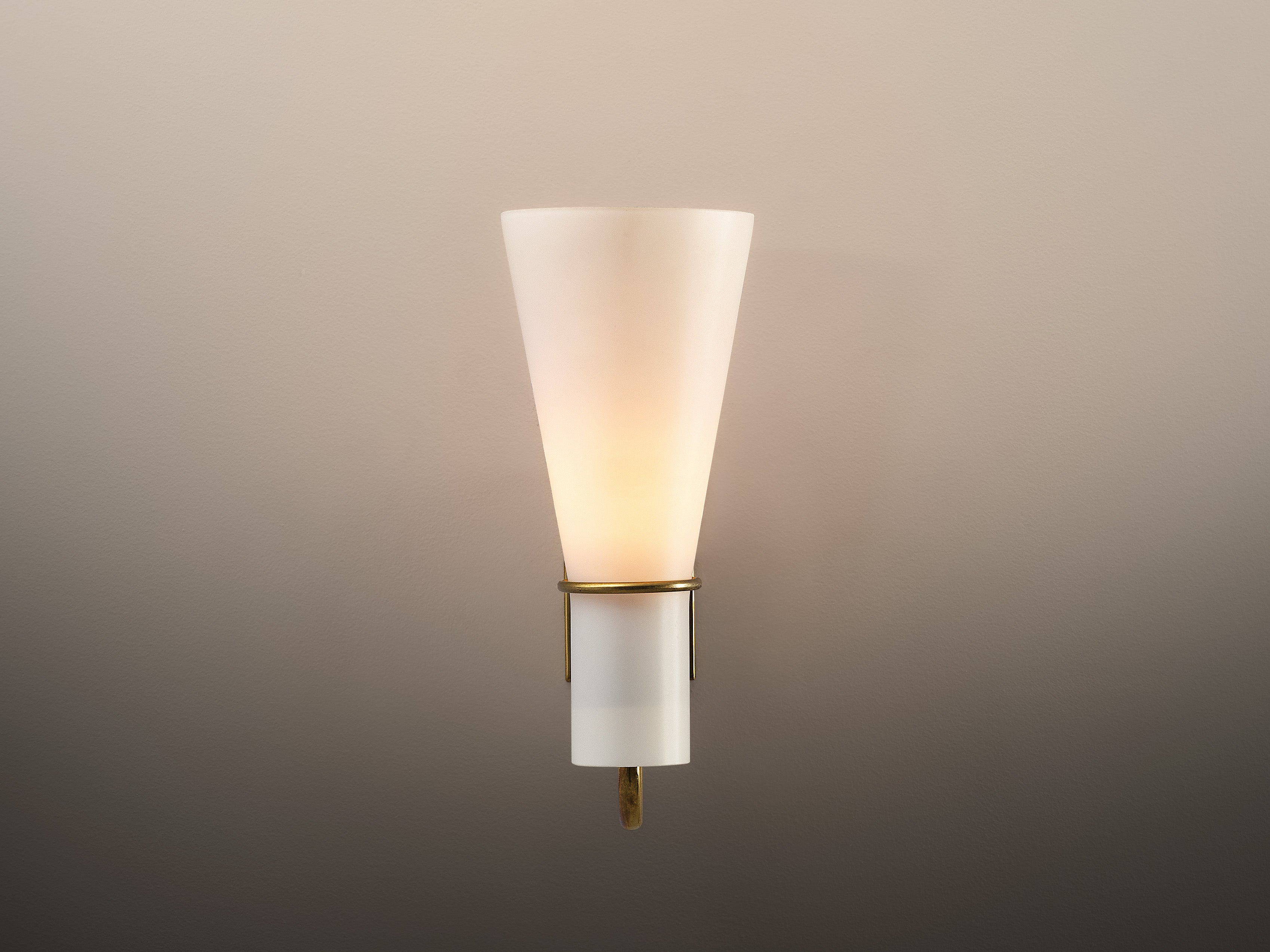 Hans Bergström for ASEA Wall Light in Brass and White Opal Glass Lighting Morentz