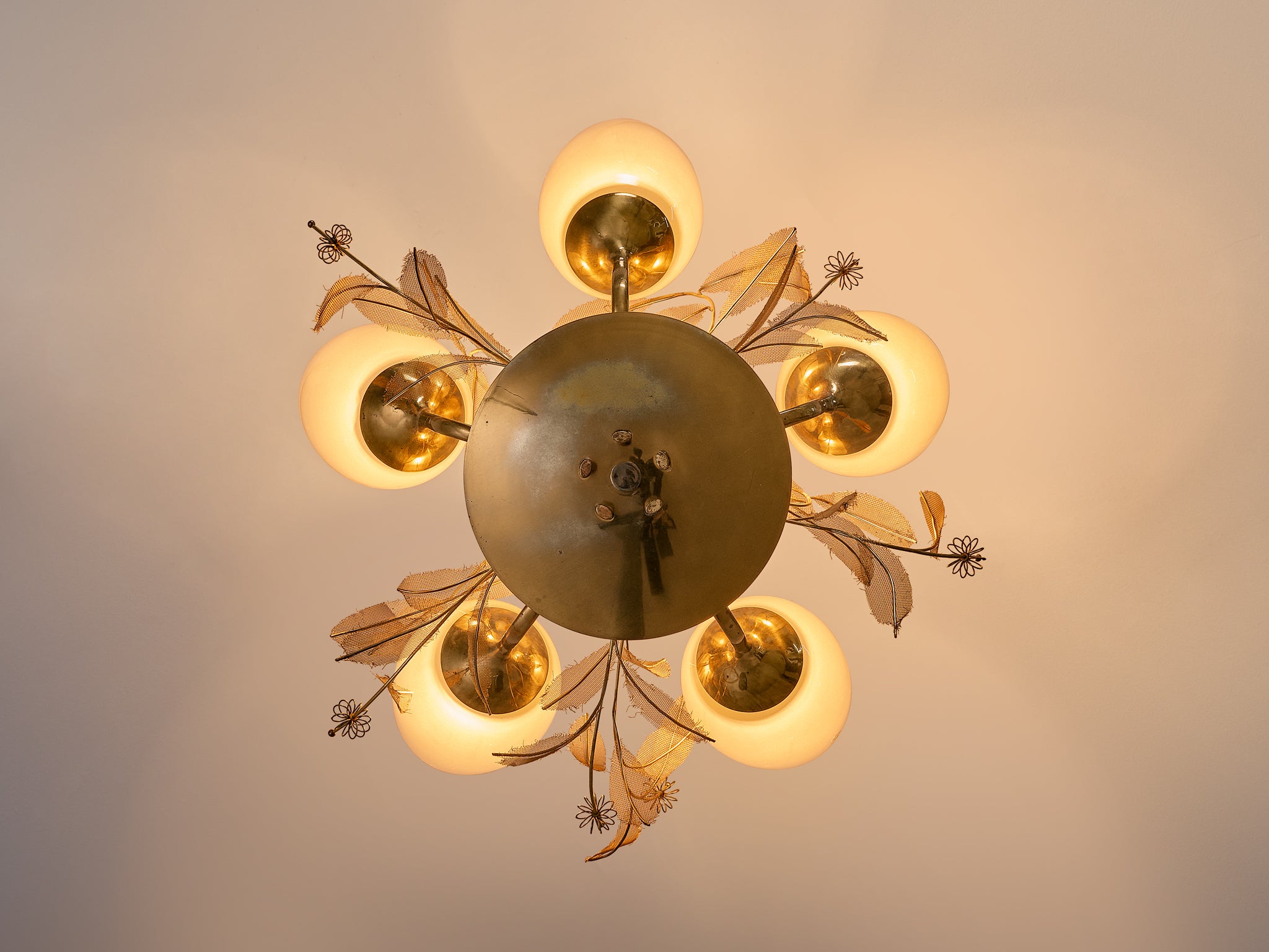 Paavo Tynell for Taito Oy 'Concerto' Chandelier in Brass and Beige Glass Lighting Morentz