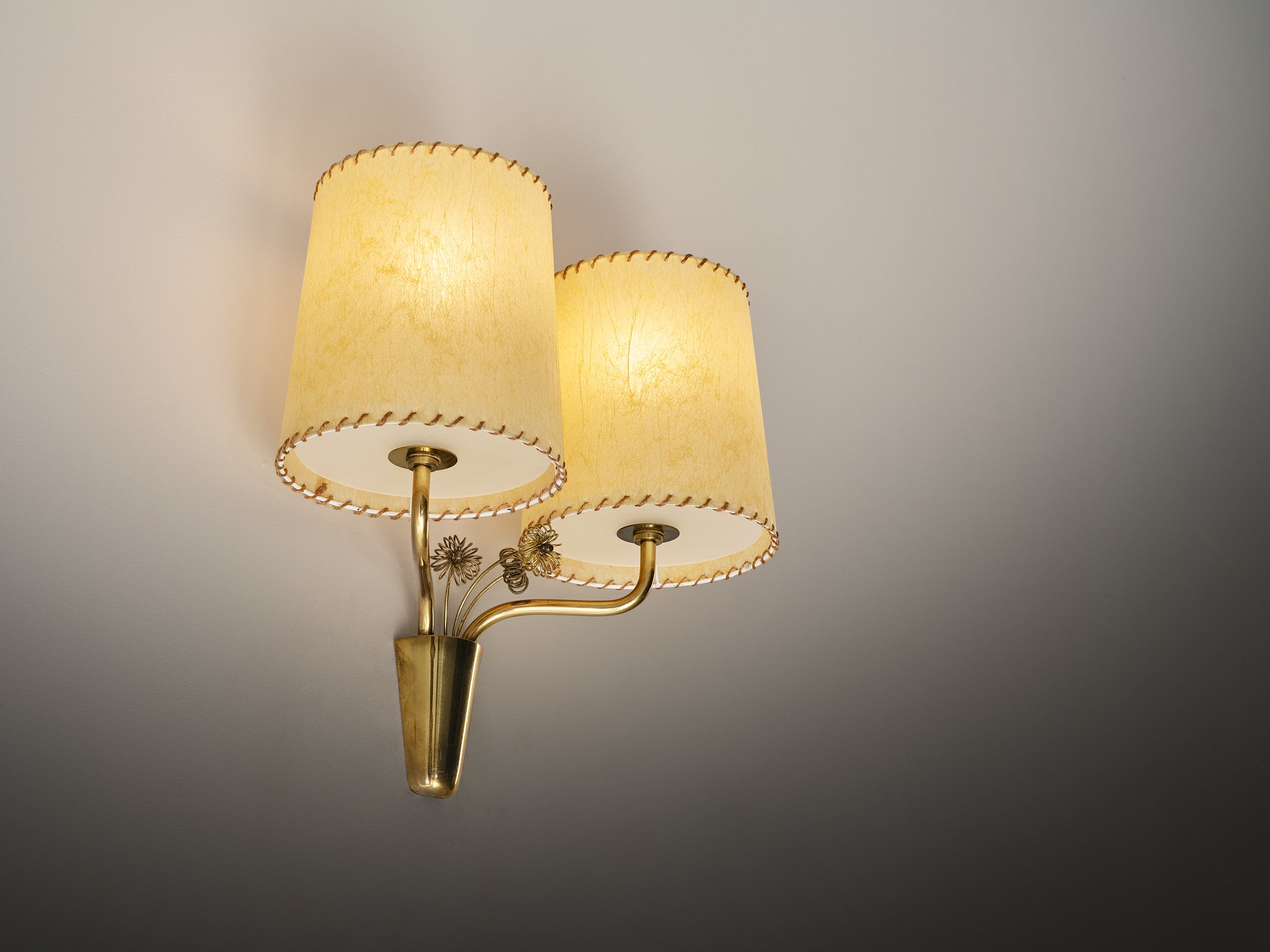 Elegant Paavo Tynell for Taito Oy '9445' Wall Light in Brass Lighting Morentz