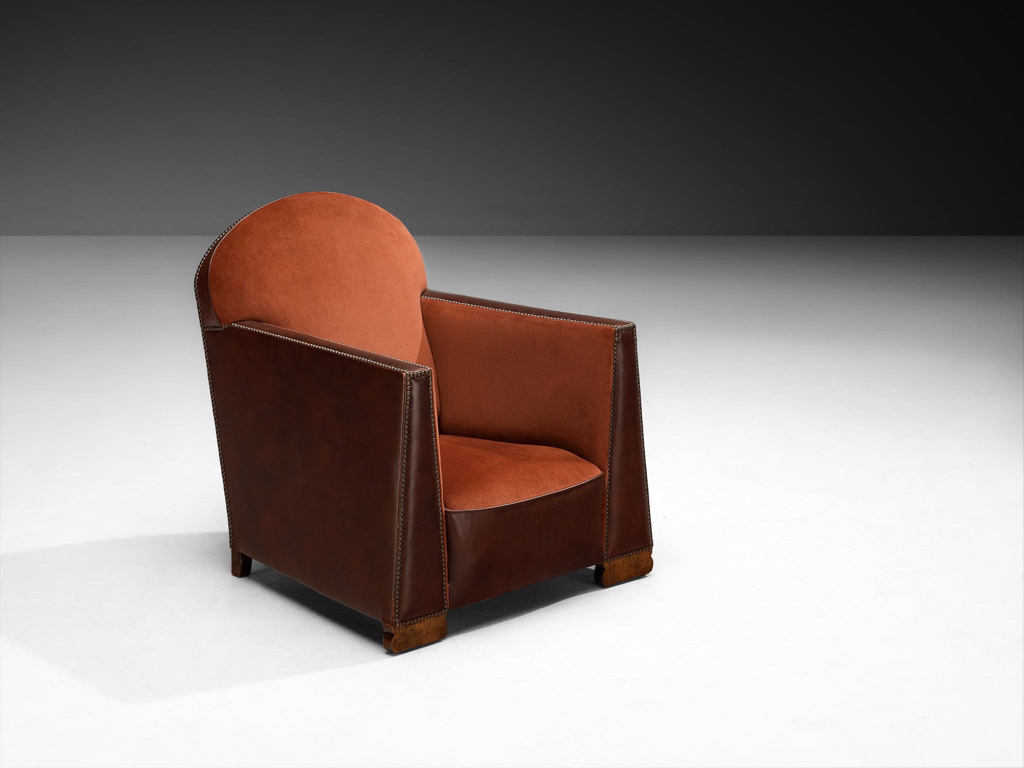 1930s Art Deco Lounge Chair with Trapezoidal Armrests Seating Morentz