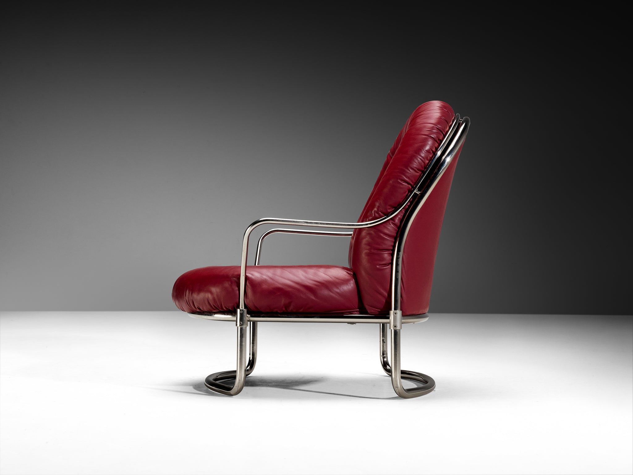 Carlo De Carli for Cinova Pair of '915' Lounge Chairs in Burgundy Red Leather Seating Morentz