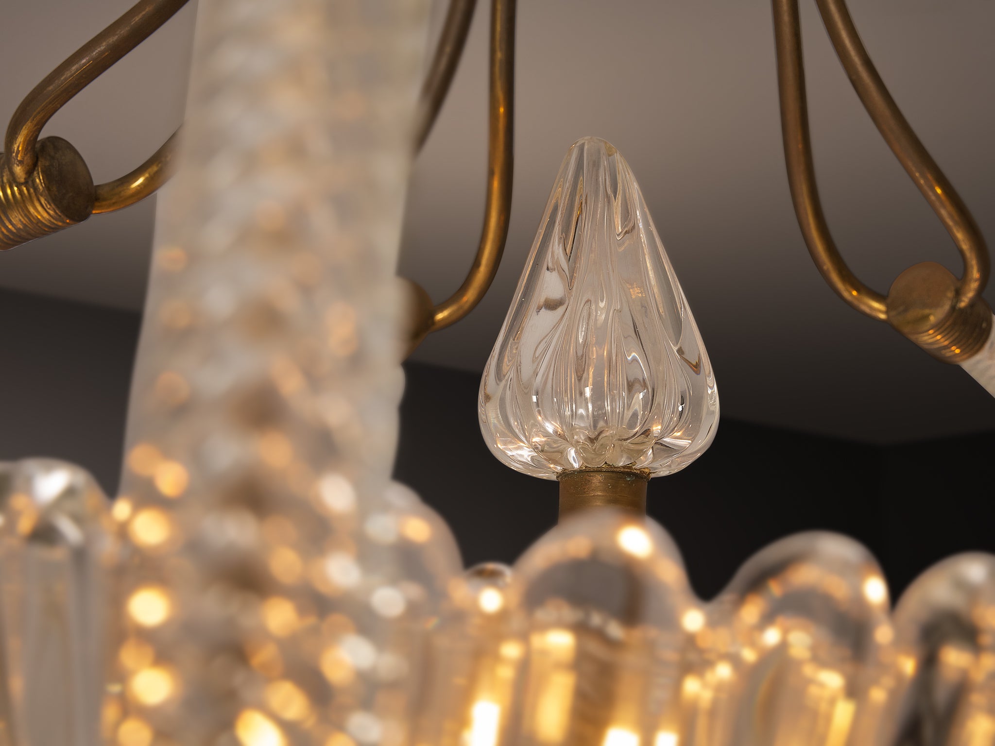 Barovier & Toso Italian Chandelier in Crystal Glass and Brass Lighting Morentz