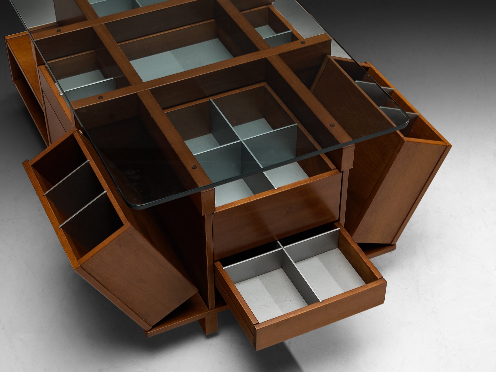 1970s Italian Assymetrical Grid Coffee Table in Walnut and Glass Tables Morentz