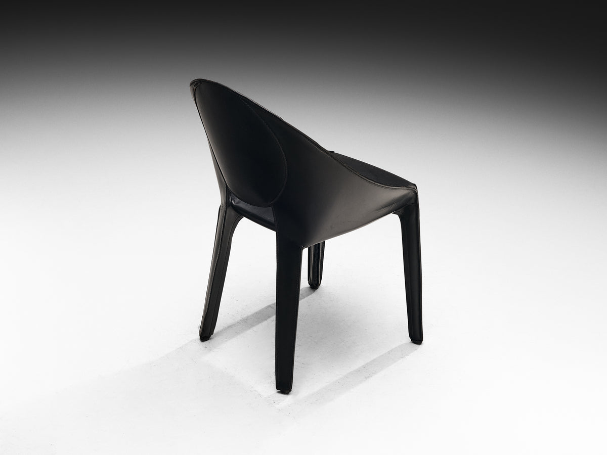 Mario Bellini for Cassina Set of Ten ‘Lira e Liuto’ Dining Chairs in Leather Seating Morentz