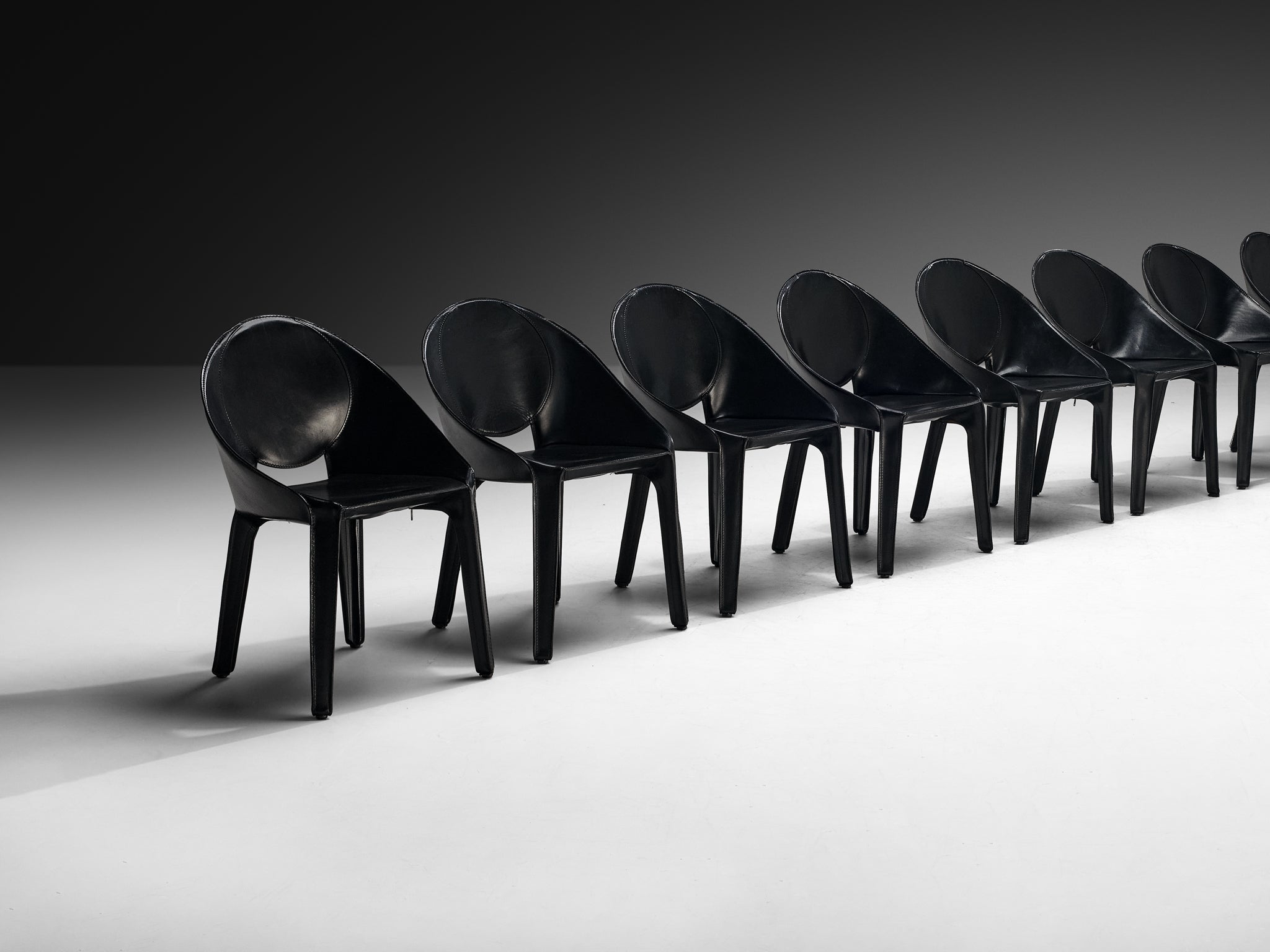 Mario Bellini for Cassina Set of Ten ‘Lira e Liuto’ Dining Chairs in Leather Seating Morentz
