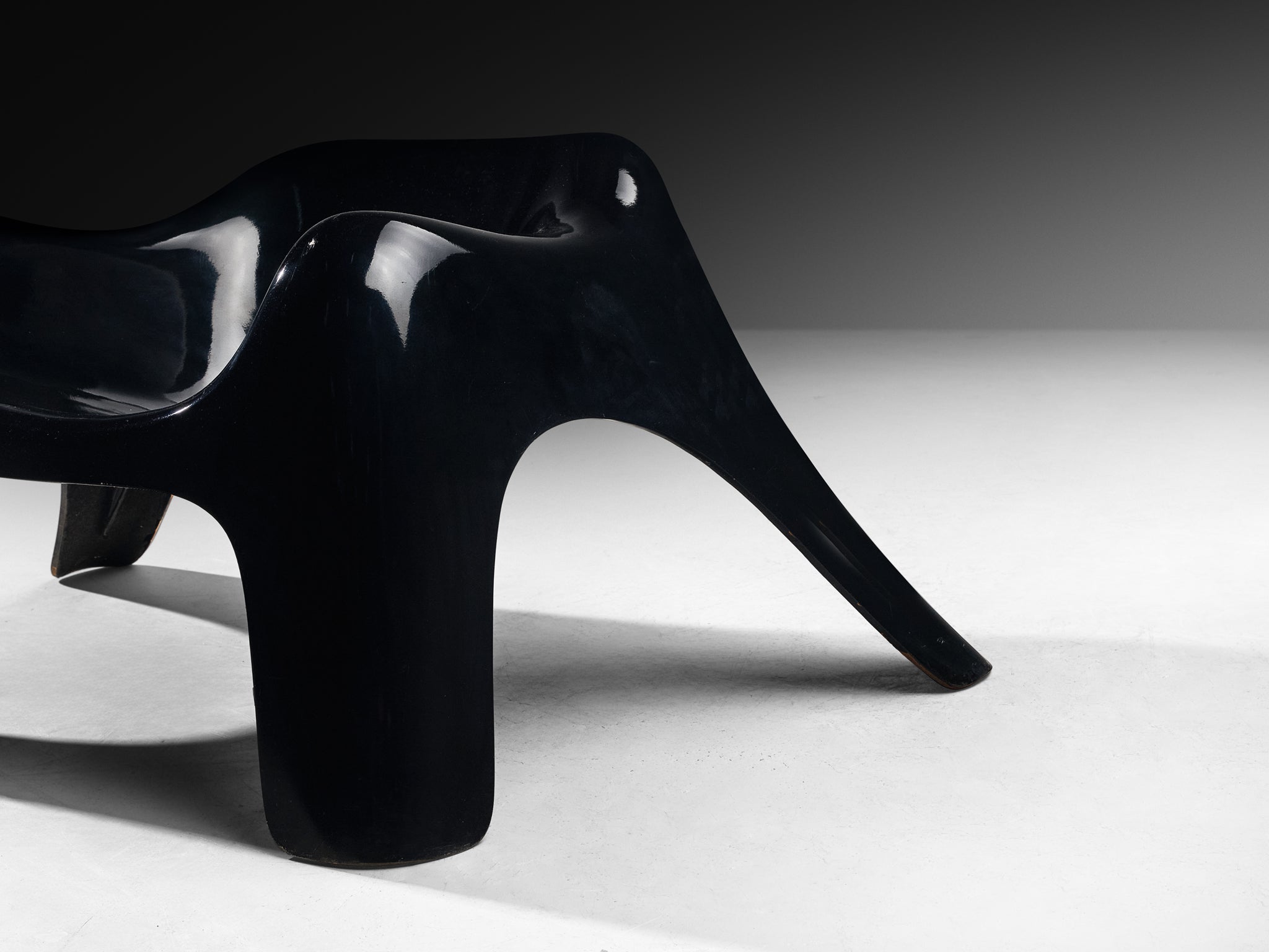 Rare Stacy Dukes for Artemide Prototype 'Efebino' Lounge Chair Seating Morentz