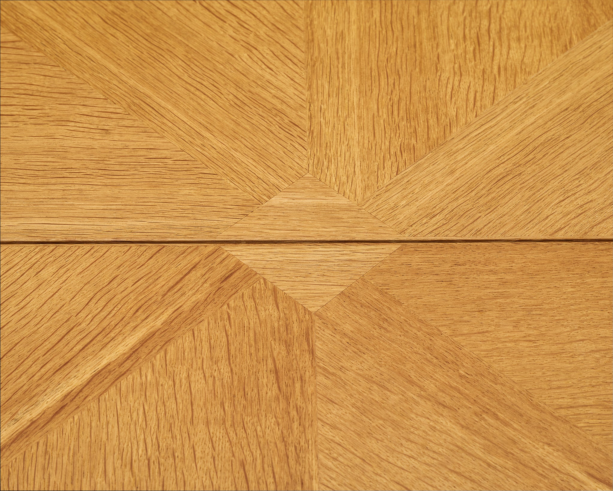 Guillerme & Chambron Extendable 'Victorine' Dining Table in Solid Oak Tables Morentz