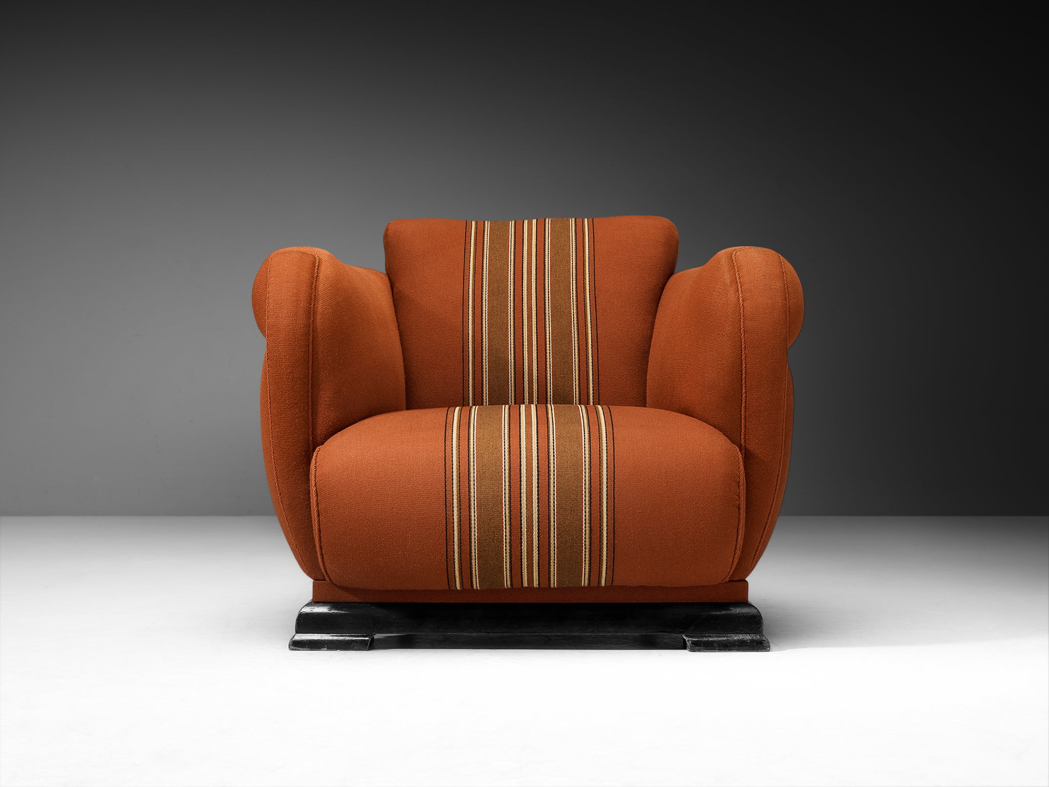 1940s Art Deco Lounge Chair with Curved Armrests