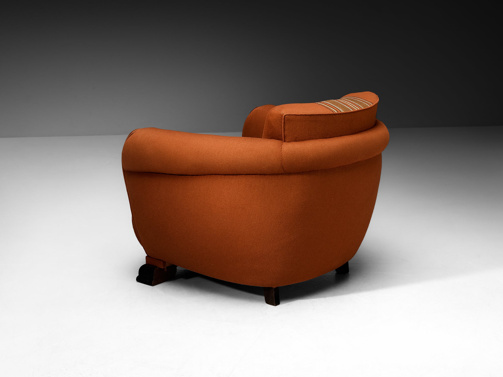 1940s Art Deco Lounge Chair with Curved Armrests