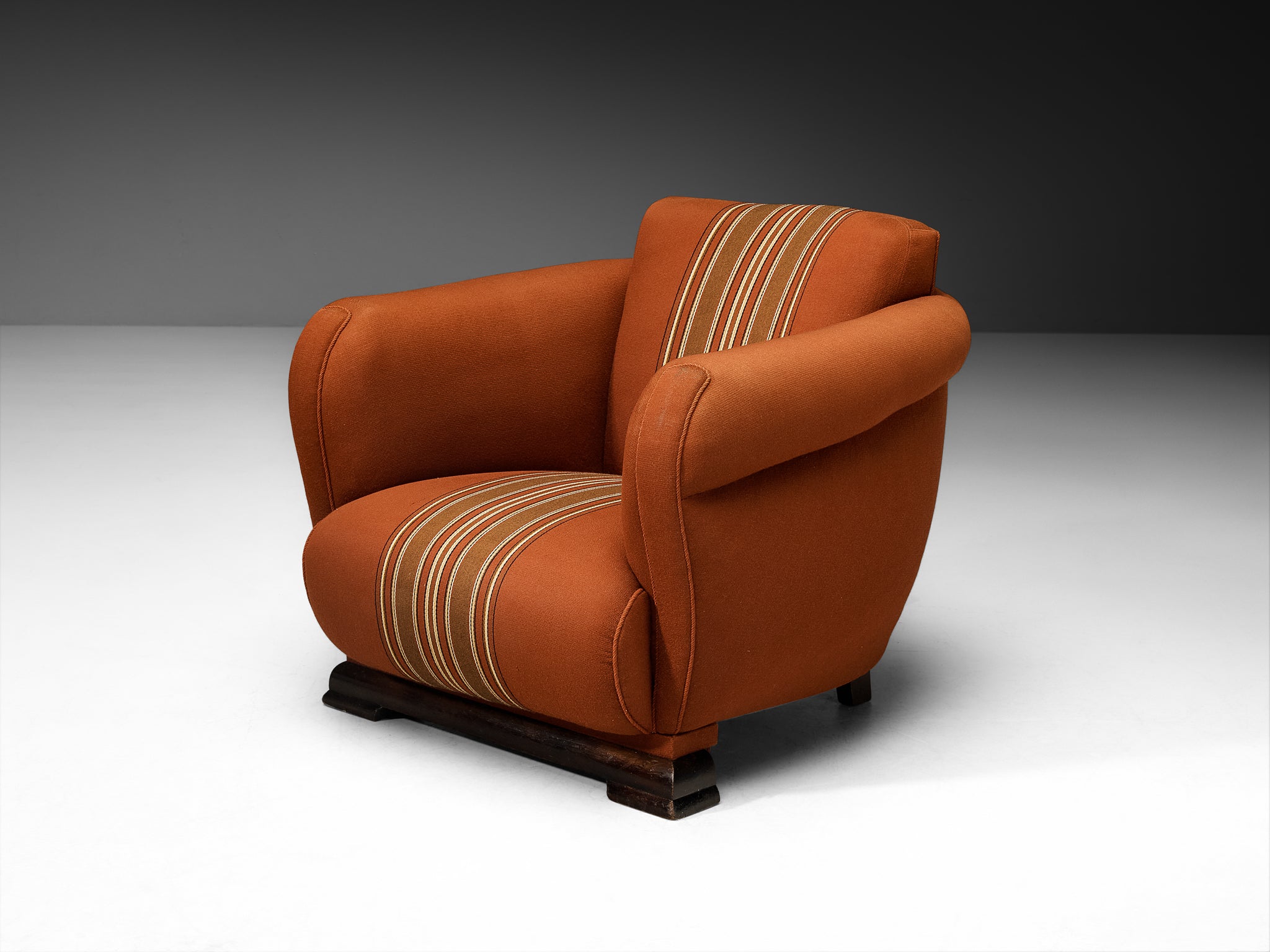 1940s Art Deco Lounge Chair with Curved Armrests