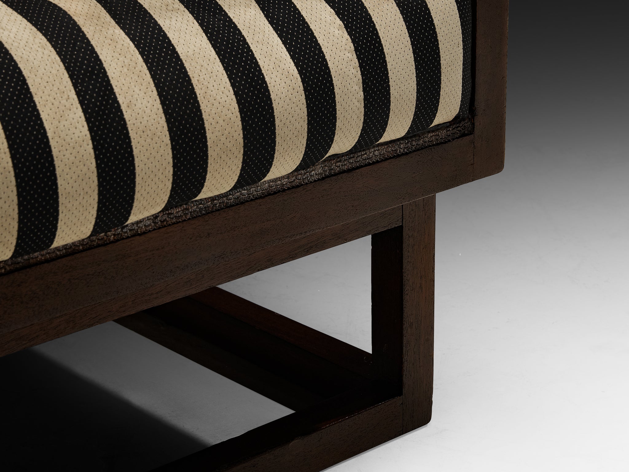 Josef Hoffmann Pair of 'Cabinett' Cubic Lounge Chairs in Mahogany