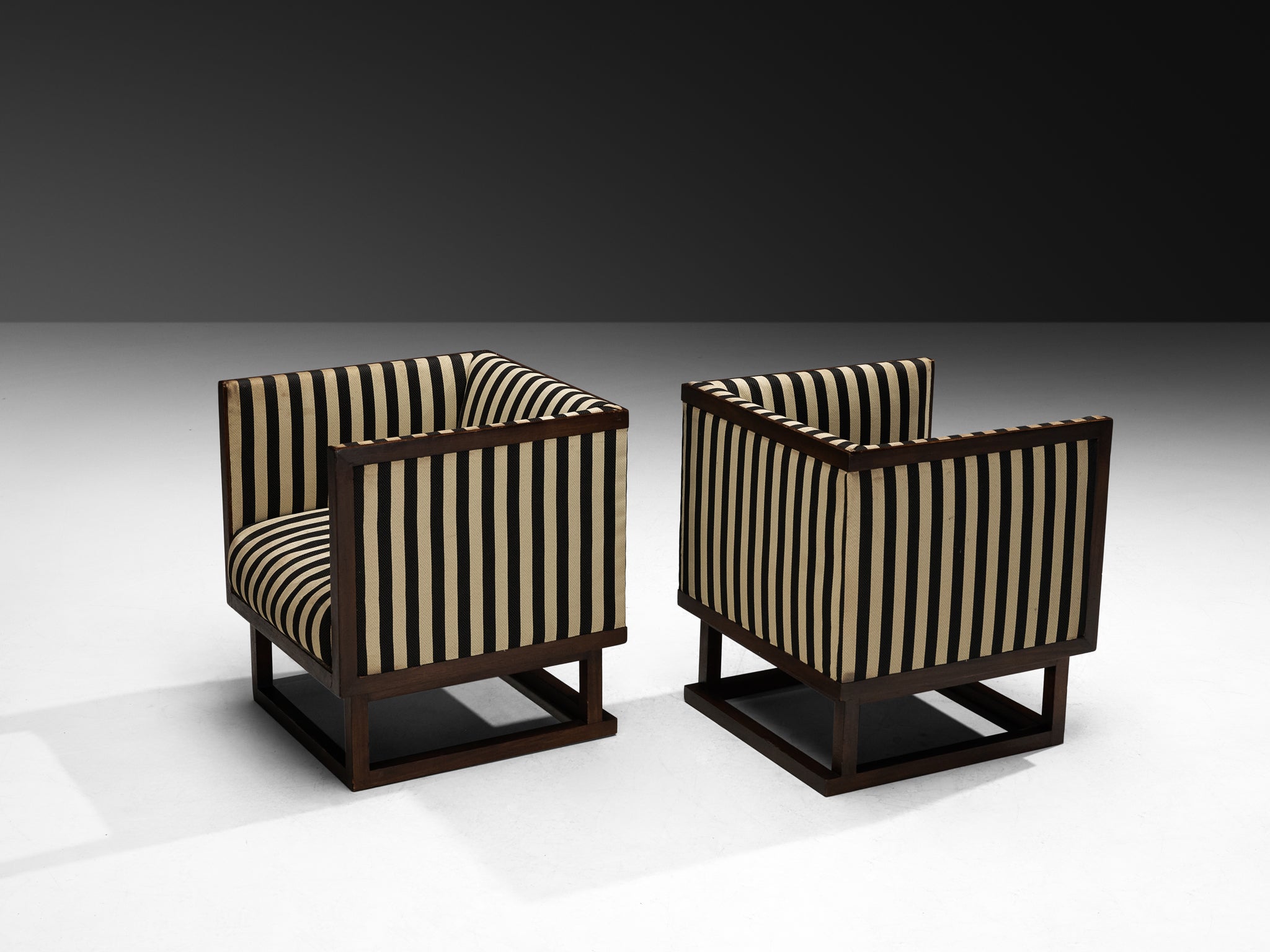 Josef Hoffmann Pair of 'Cabinett' Cubic Lounge Chairs in Mahogany