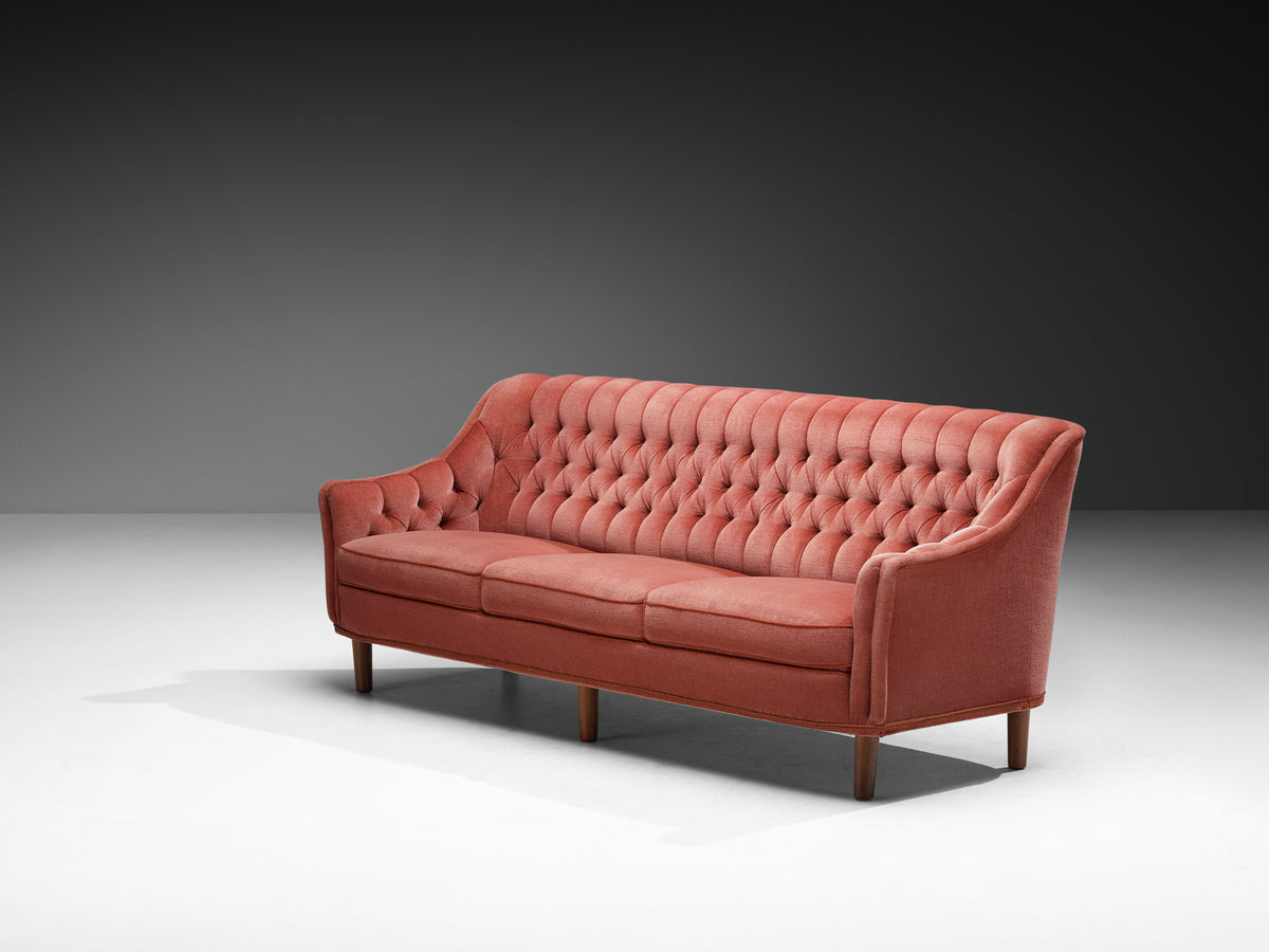 1950s Mid-Century Sofa in Tufted Dusty Pink Velvet and Oak Seating Morentz