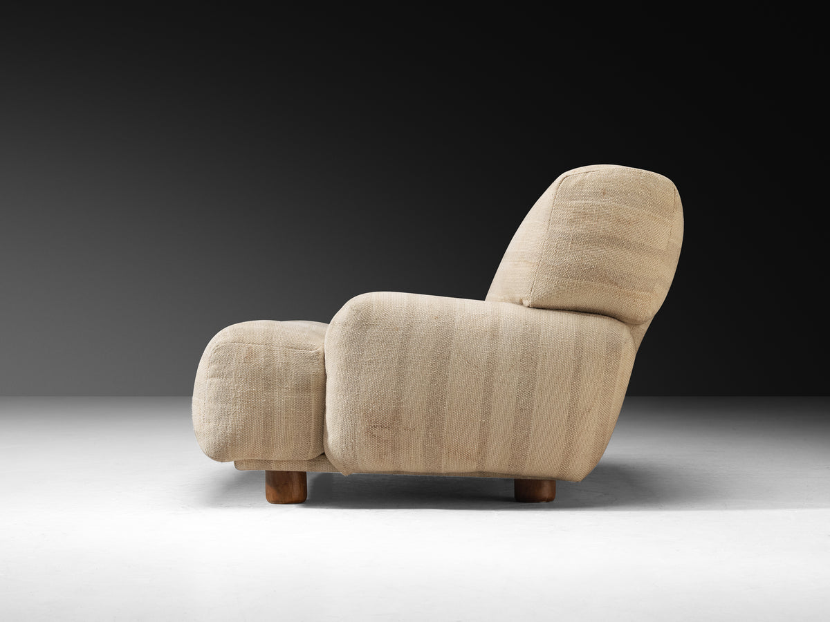 Italian Bulky Low-Slung Lounge Chair Seating Morentz