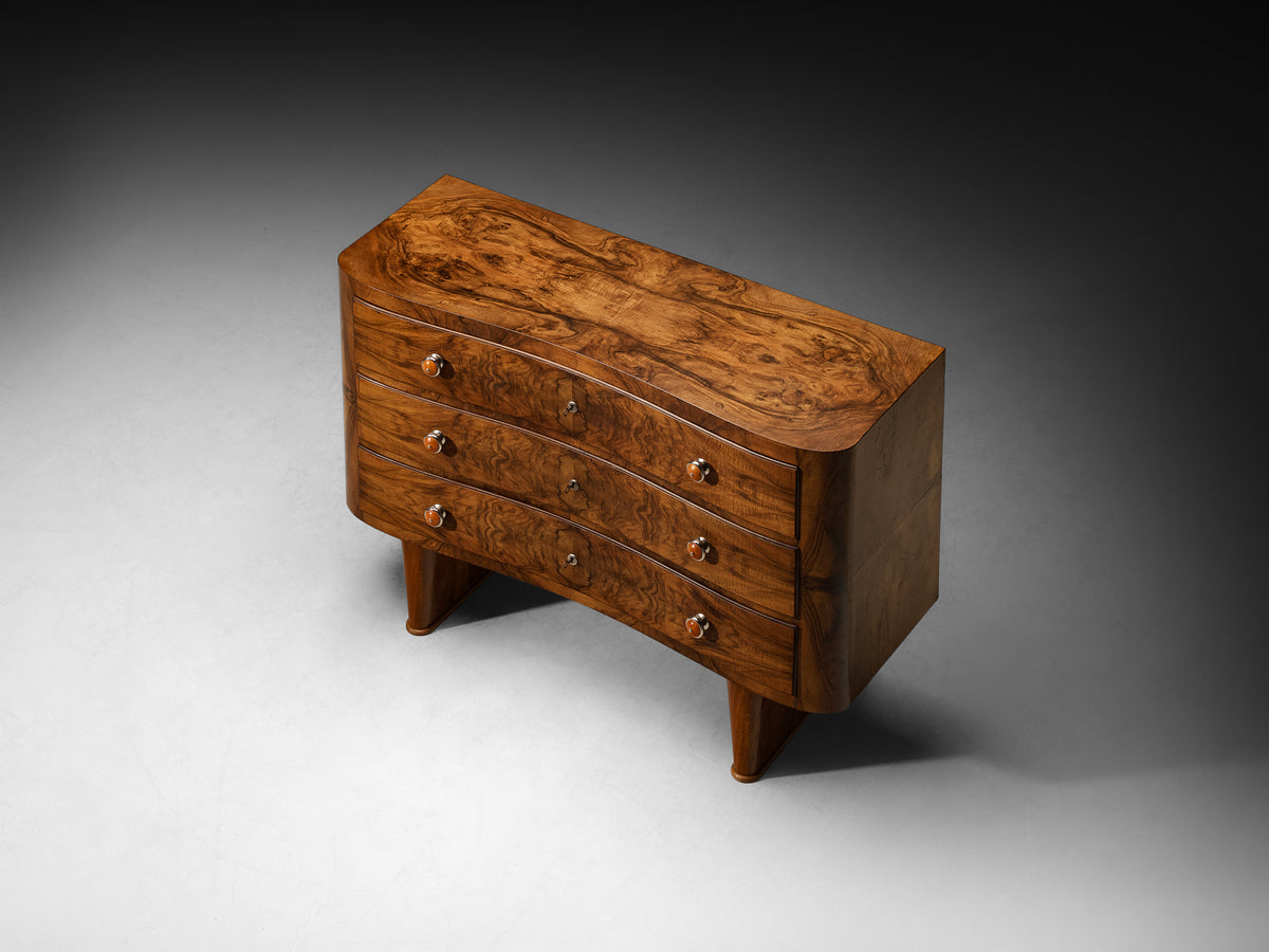 Italian Art Deco Chest of Drawers in Walnut with Amber Coloured Handles Case pieces and storage cabinets Morentz