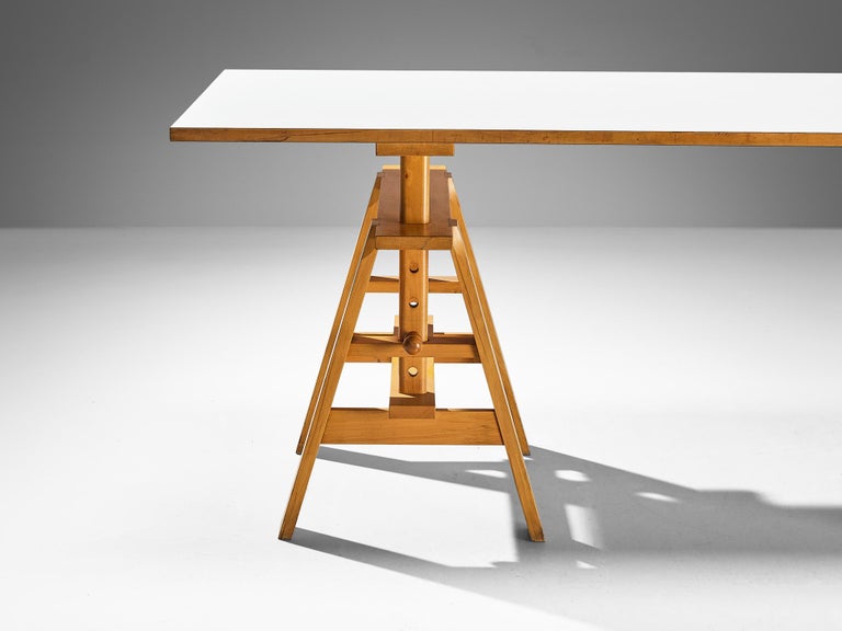 Achille Castiglioni for Zanotta Adjustable Table ‘Leonardo’ in Blond Wood