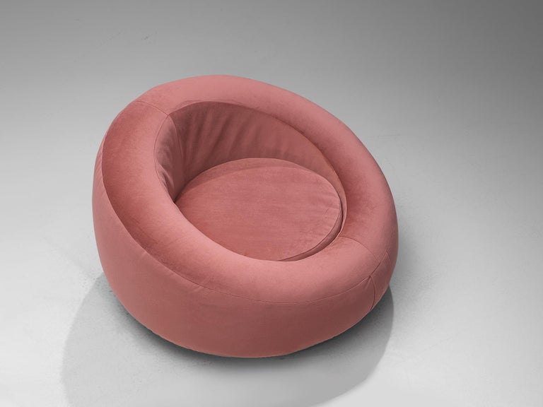 Circular Club Chair in Pink Velvet