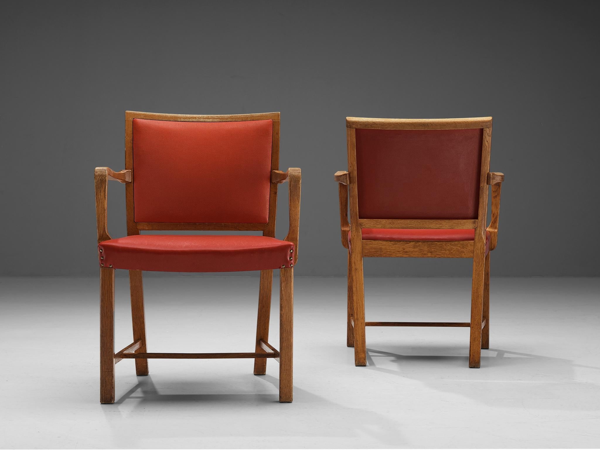 Elegant Pair of Armchairs in Oak and Red Leatherette
