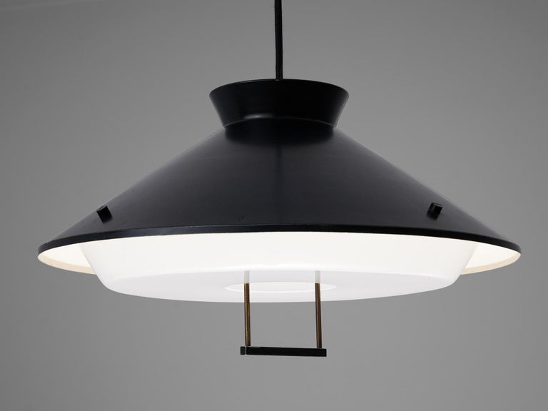 Italian Adjustable Counterweight Pendant Lamp