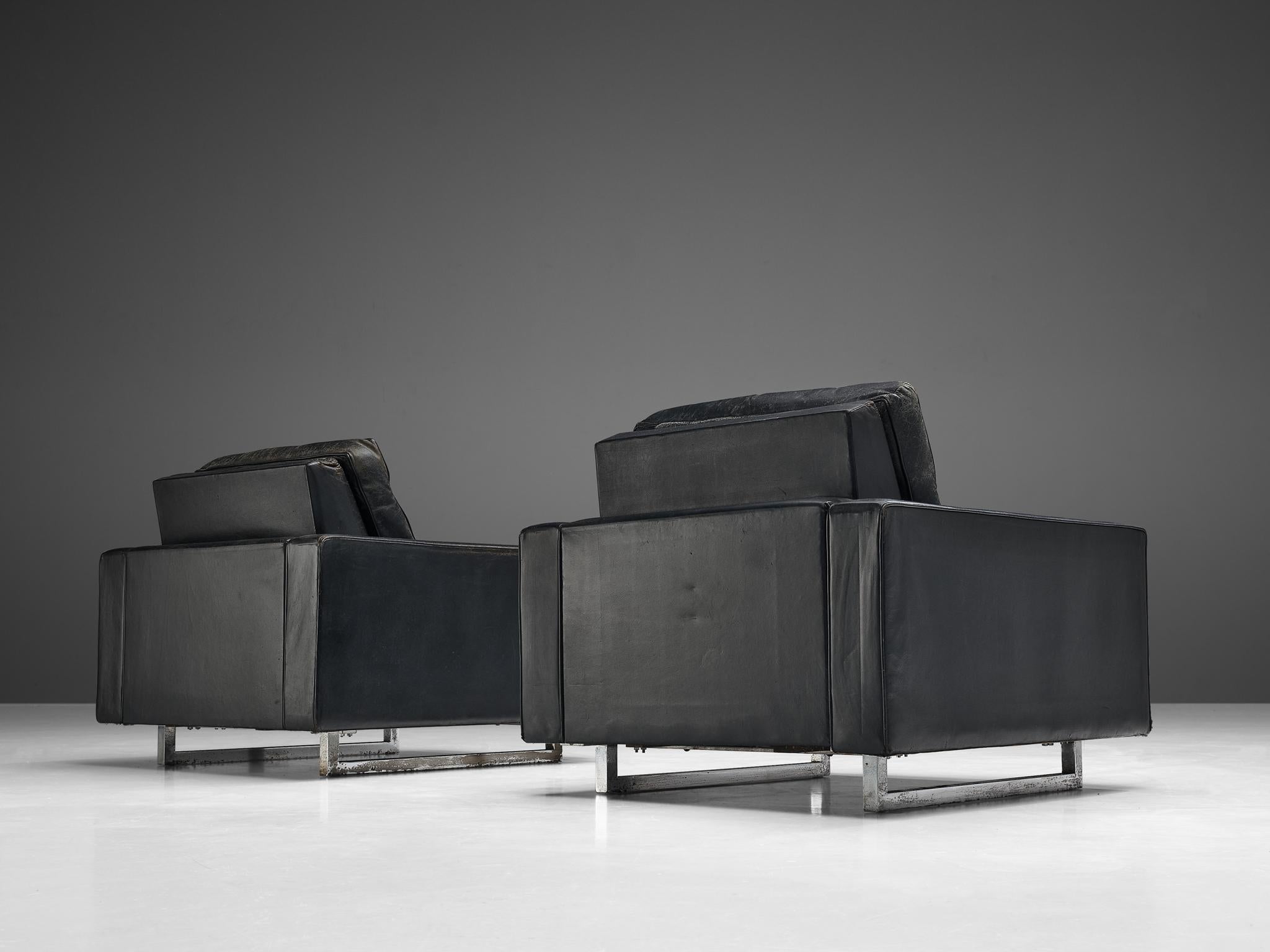 Pair of De Sede Armchairs in Black Leather and Steel