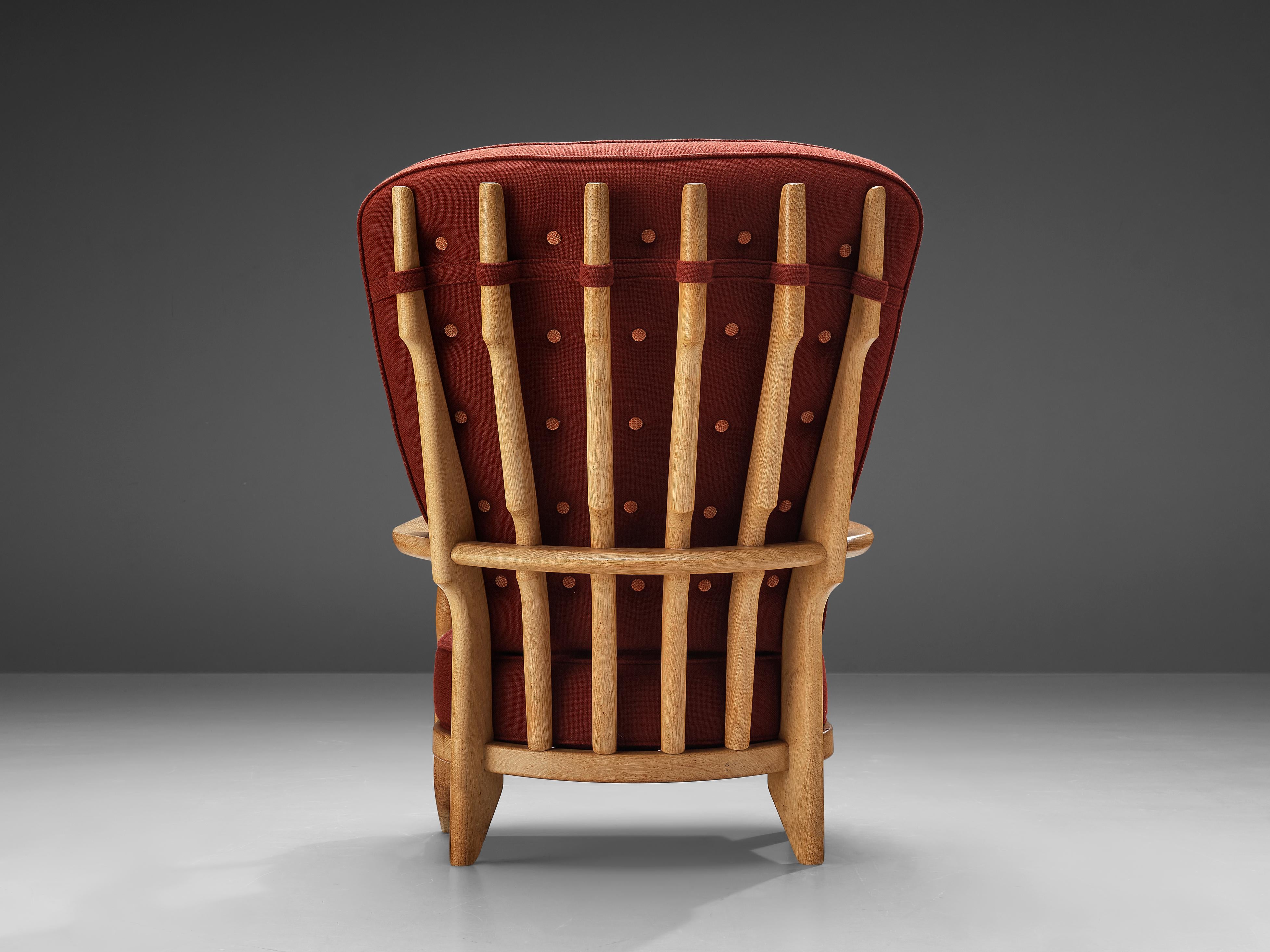 Guillerme & Chambron 'Grand Repos' Lounge Chair in Red Upholstery and Oak