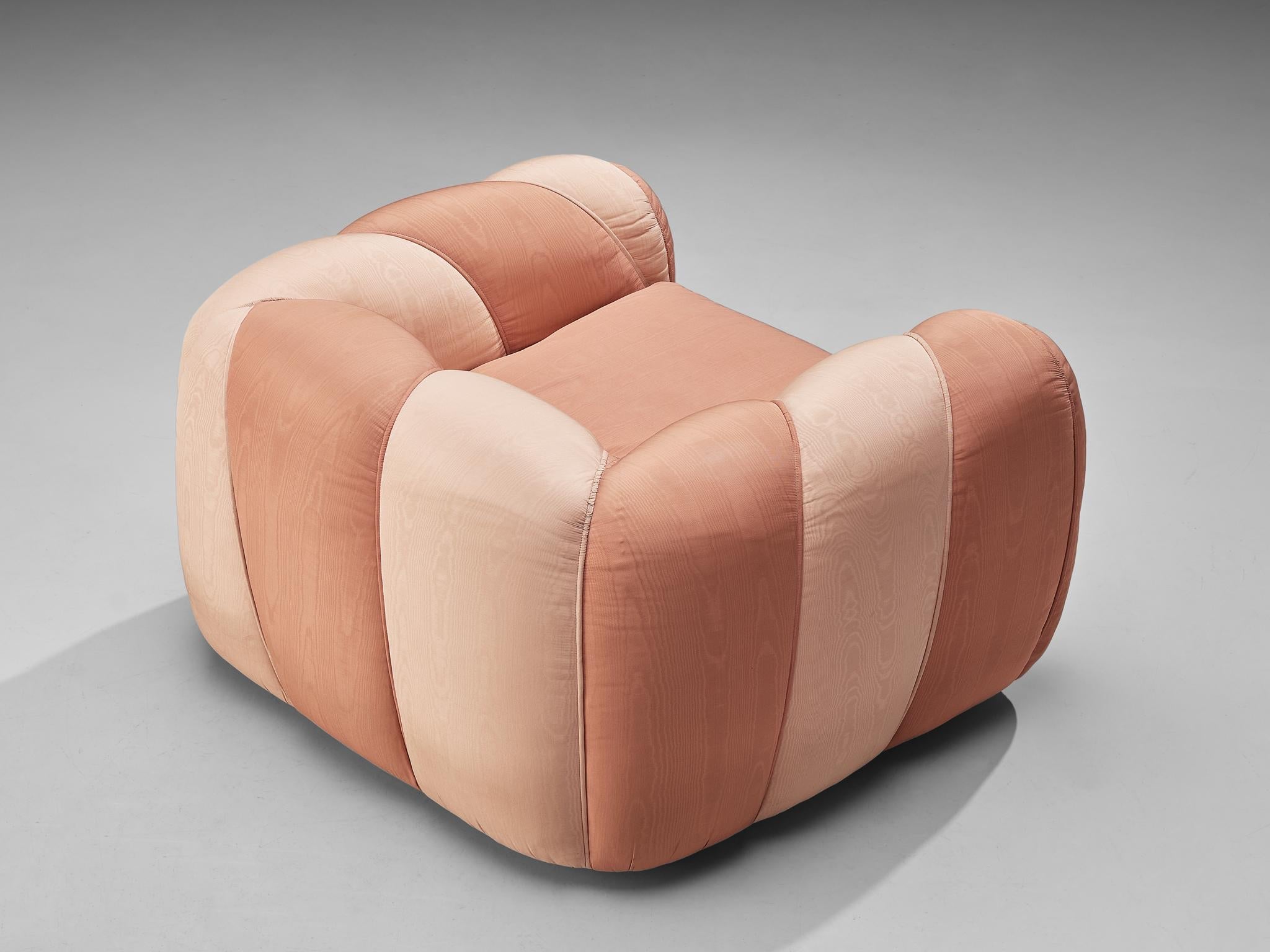 Vivai del Sud Lounge Chair in Pink Fabric Upholstery