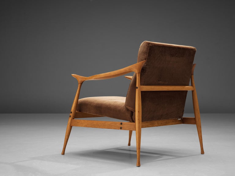 Fratelli Reguitti 'Lord' Lounge Chair in Walnut and Brown Velvet Upholstery