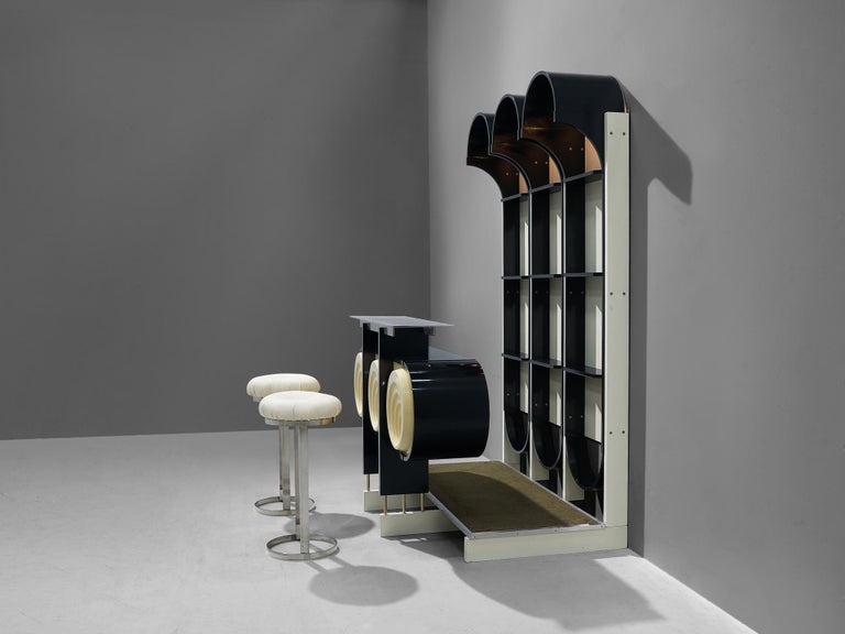Italian Post-Modern Bar Cabinet with Stools in Black Lacquered Wood
