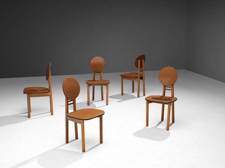 Rare Mobil Girgi Set of Five Dining Chairs in Walnut and Leather