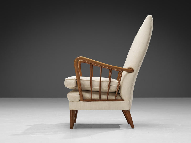 Osvaldo Borsani Pair of Lounge Chairs in Walnut and Off-White Upholstery