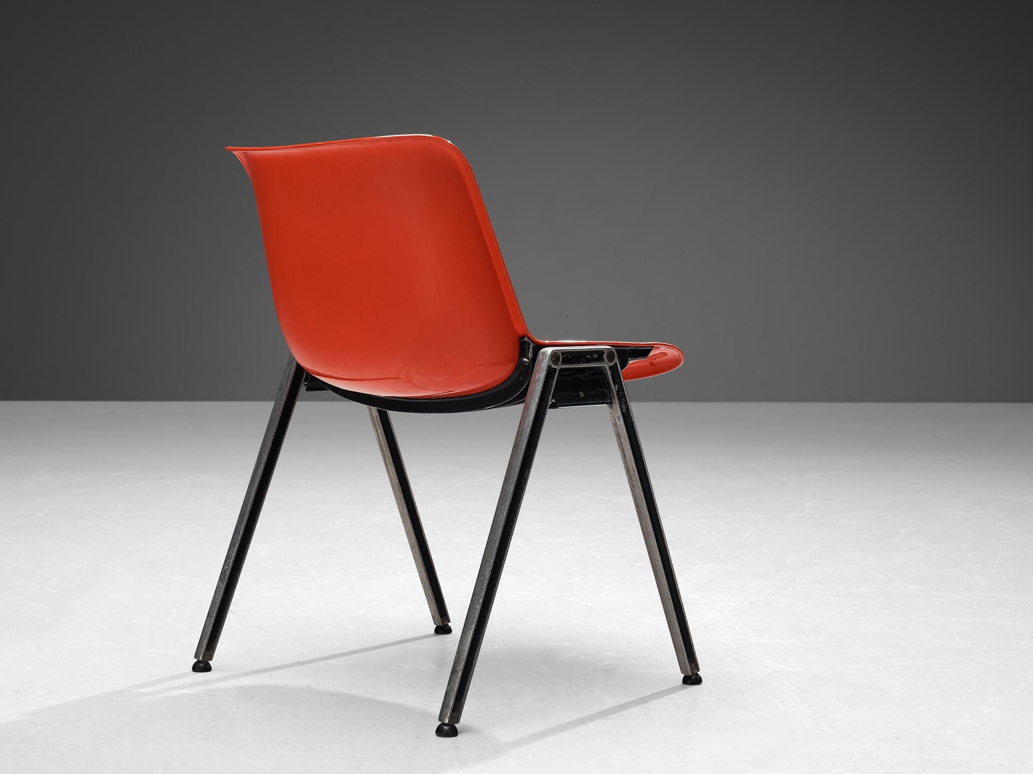 Centro Progetti Tecno Set of Twelve Stackable ‘Modus’ Chairs