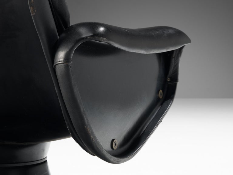 Yrjö Kukkapuro for Haimi Finland 'Saturnus' Armchair in Black Leather