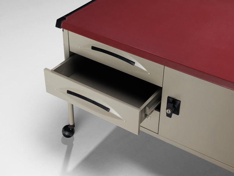 Studio BBPR for Olivetti 'Spazio' Corner Desk with Original Lamp