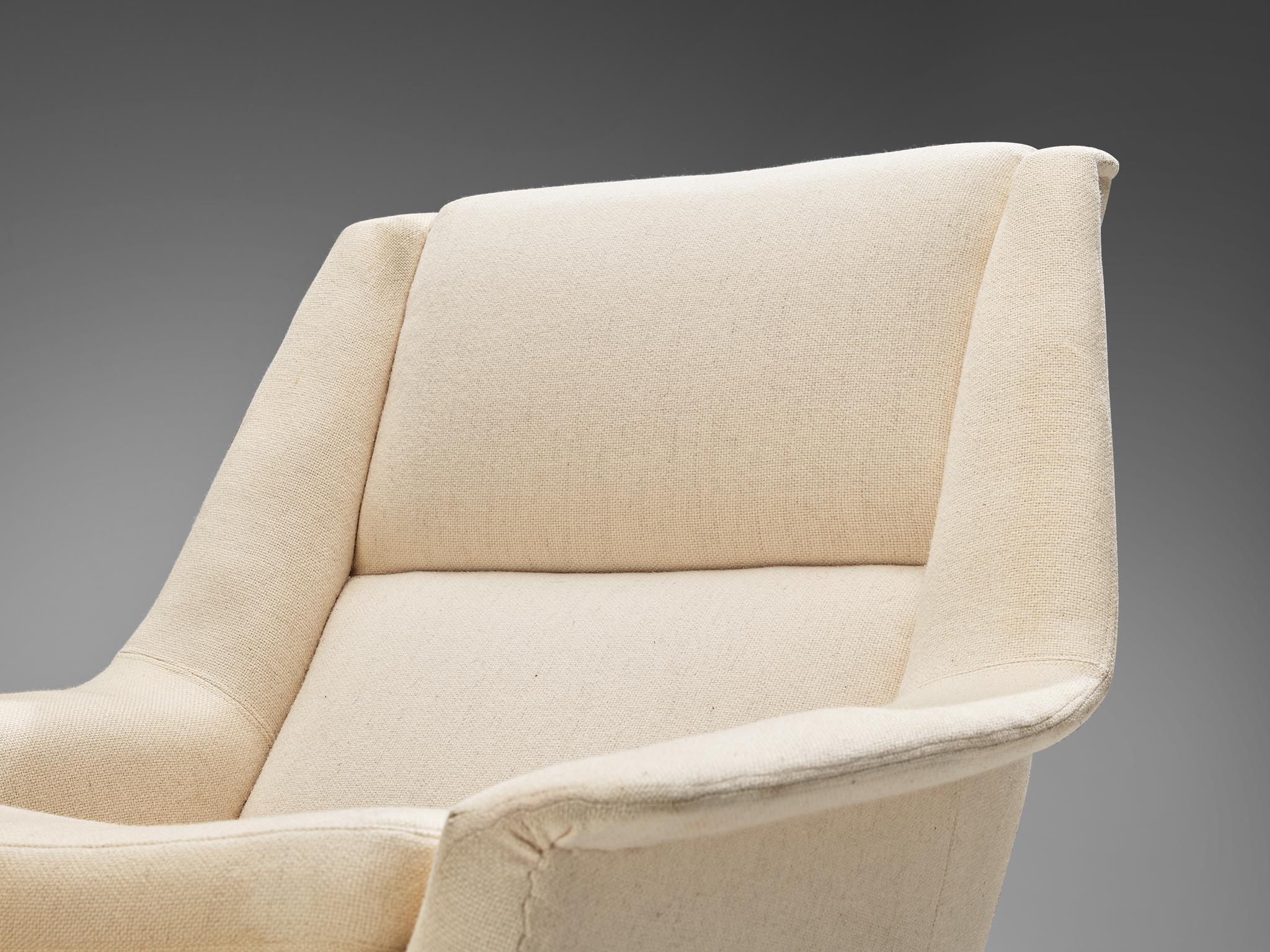Folke Ohlsson for Fritz Hansen Lounge Chair in White Upholstery