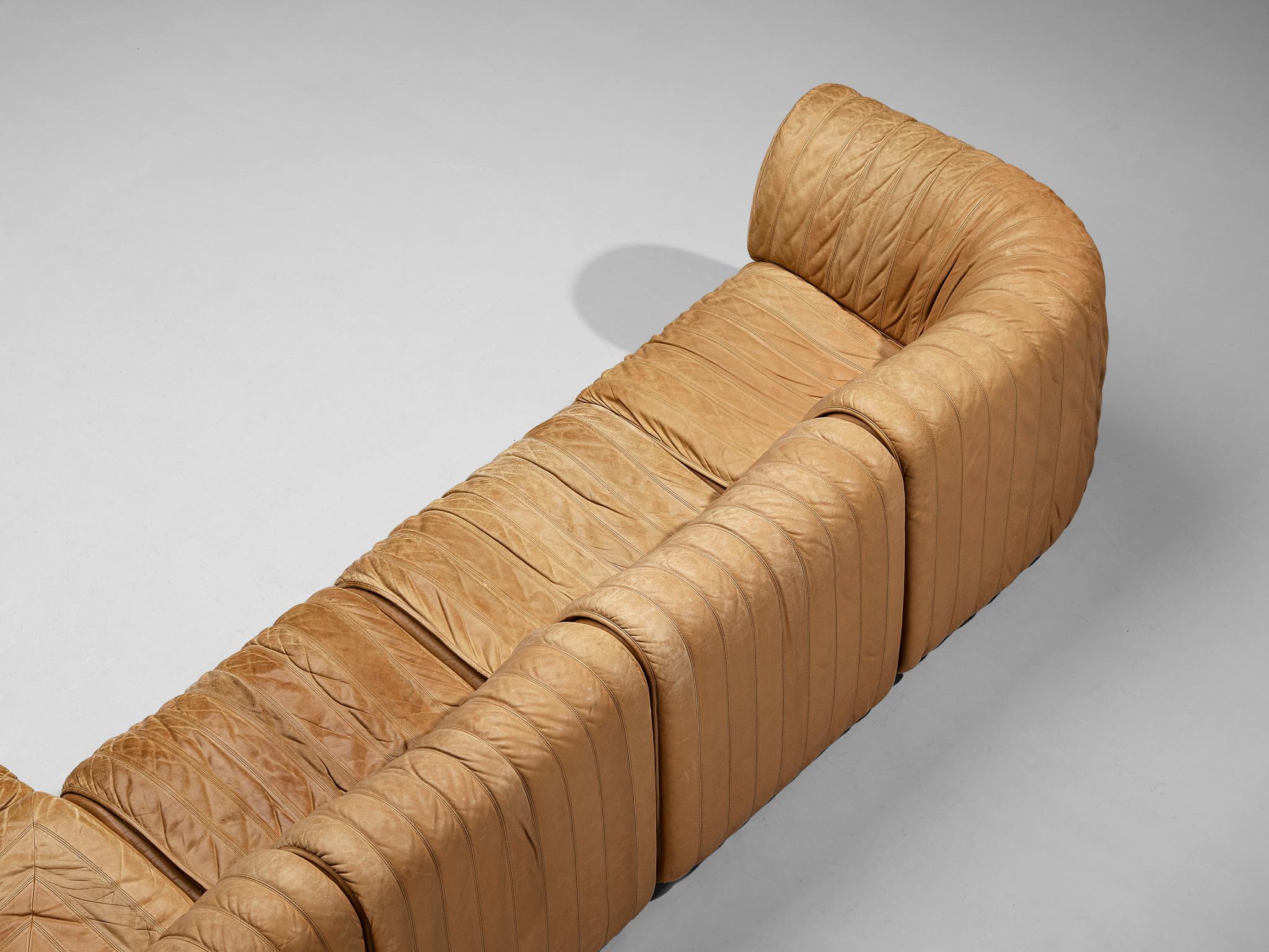 De Sede ‘DS-22’ Modular Sofa in Caramel Leather