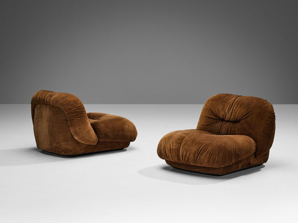 Alberto Rosselli for Saporiti 'Maxijumbo' Pair of Lounge Chairs in Suede