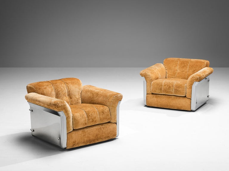 Vittorio Introini for Saporiti Pair of 'Larissa' Lounge Chairs in Velvet