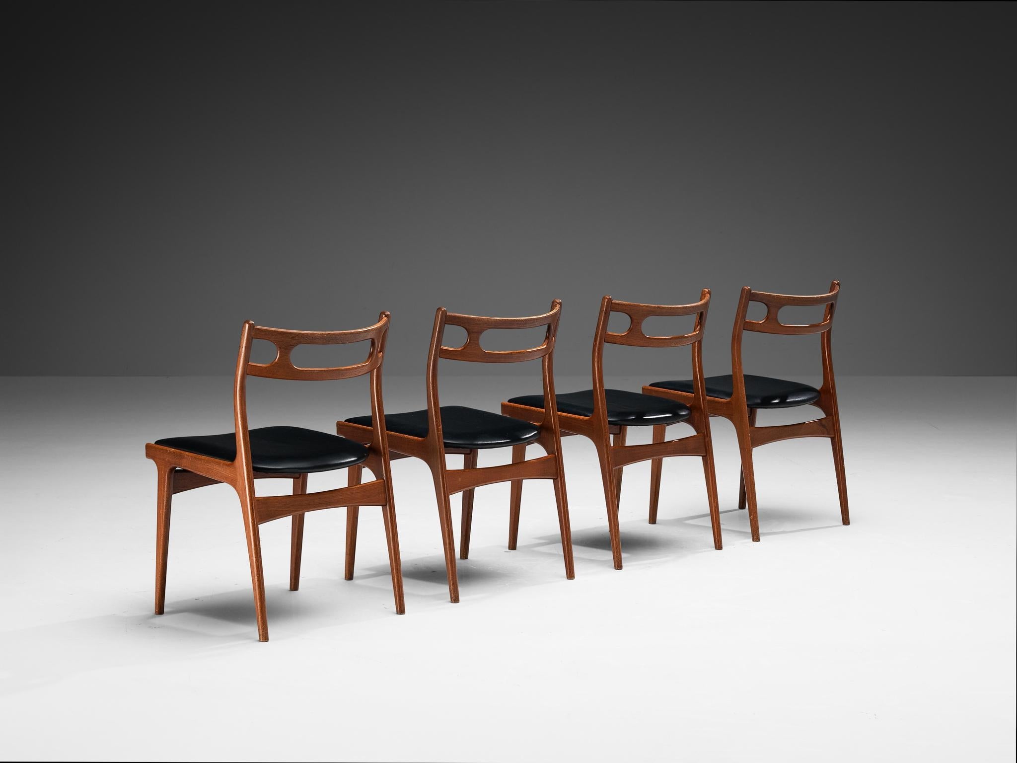 Johannes Andersen Set of Four Dining Chairs in Teak and Black Upholstery
