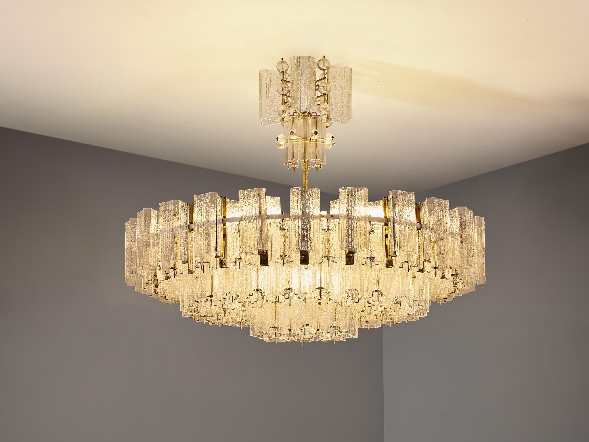 Imposing Chandelier in Textured Glass and Brass 5.7 feet