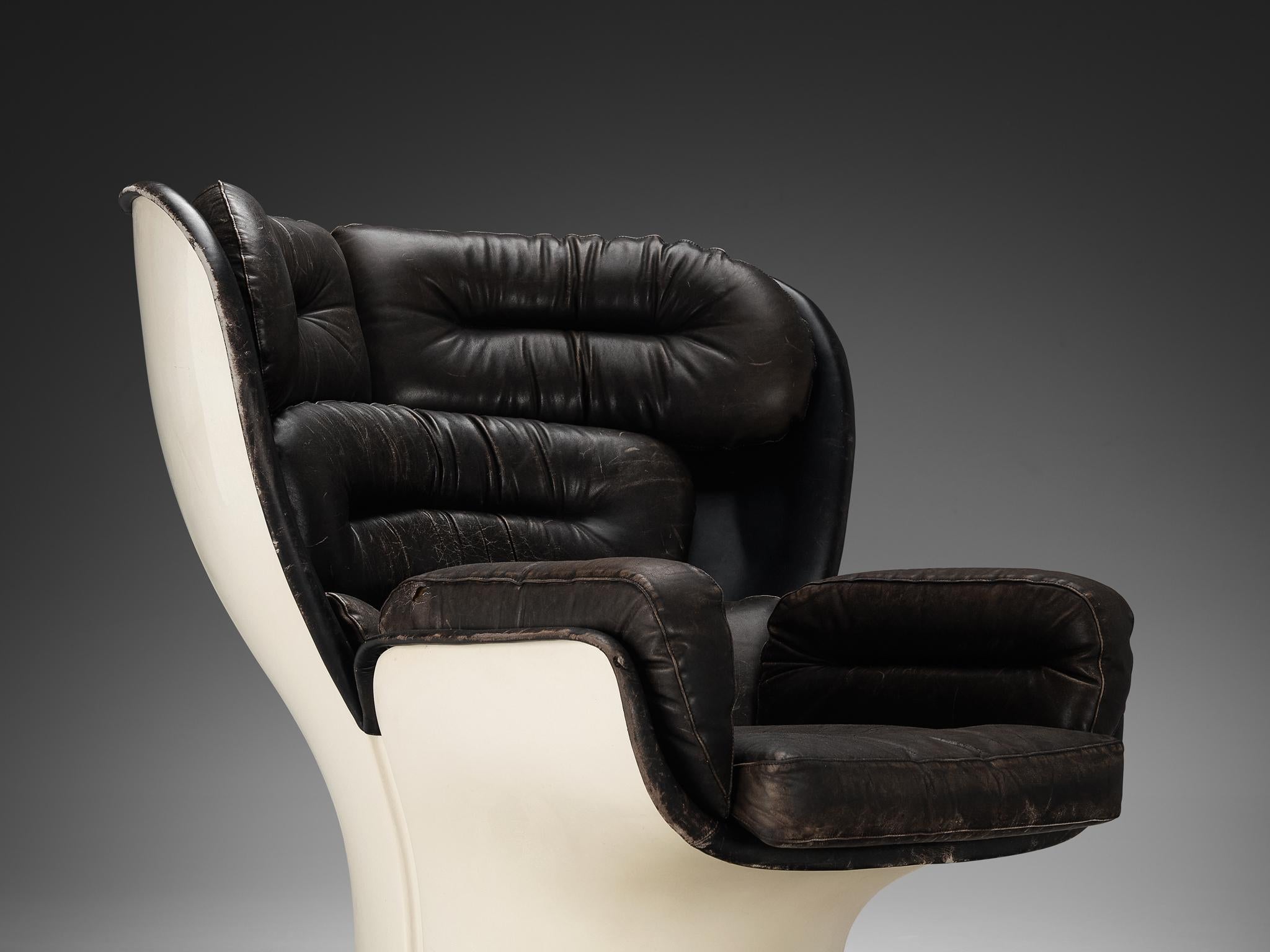 Joe Colombo for Comfort Lounge Chair 'Elda' in Brown Leather and Fiberglass